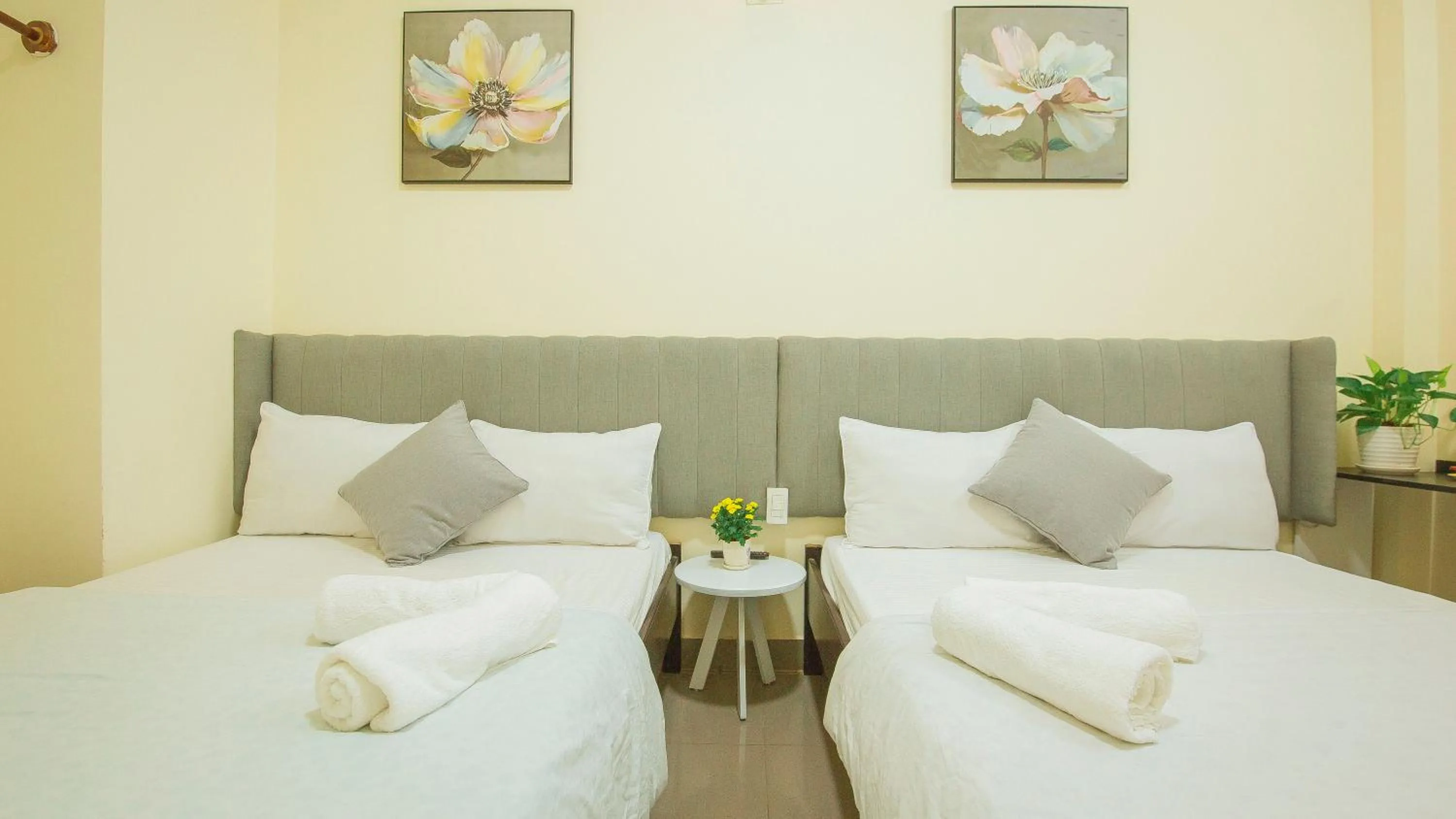 Bed in Thang Lap Hotel