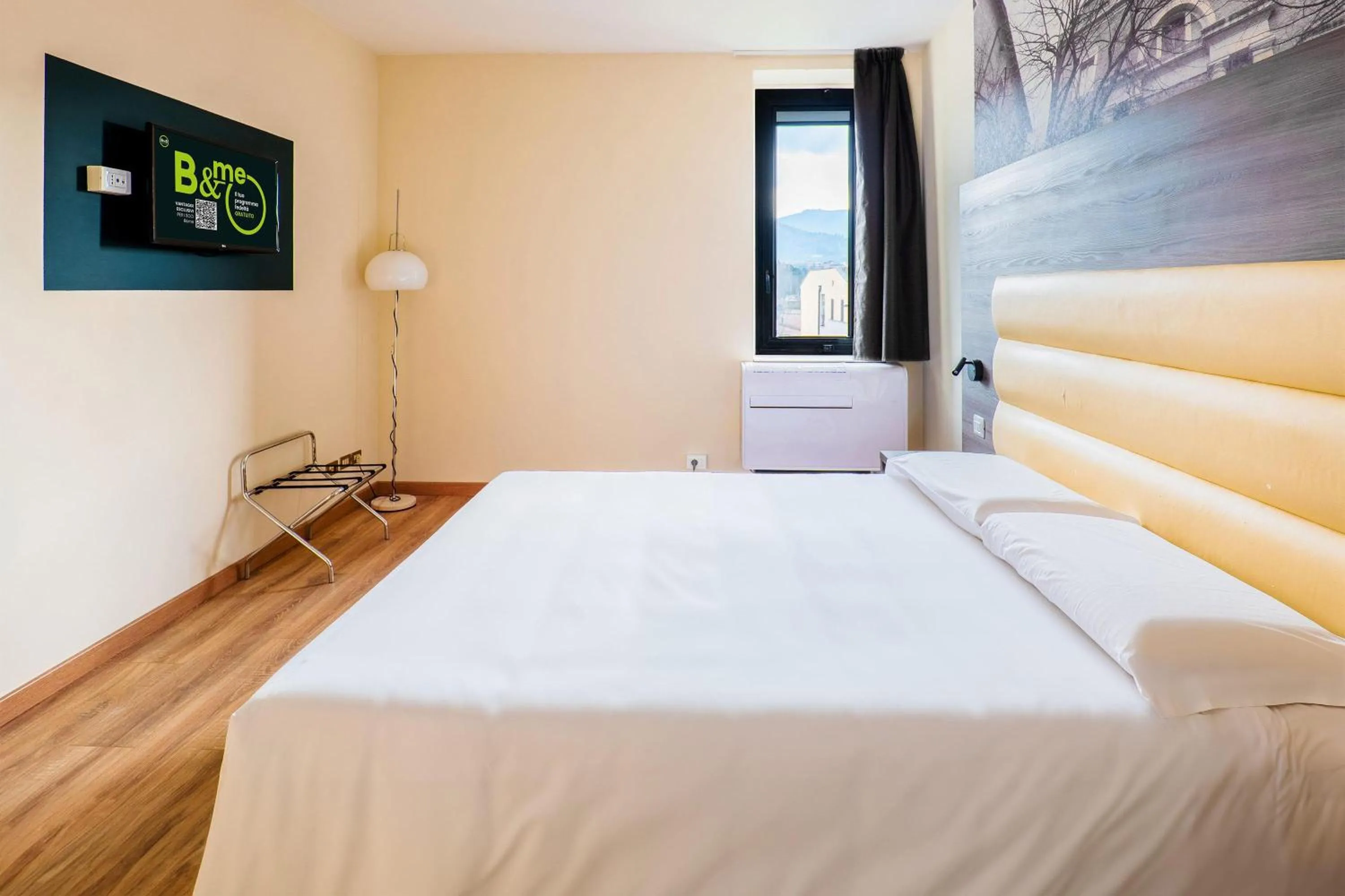 Photo of the whole room, Bed in B&B HOTEL Fabriano Janus