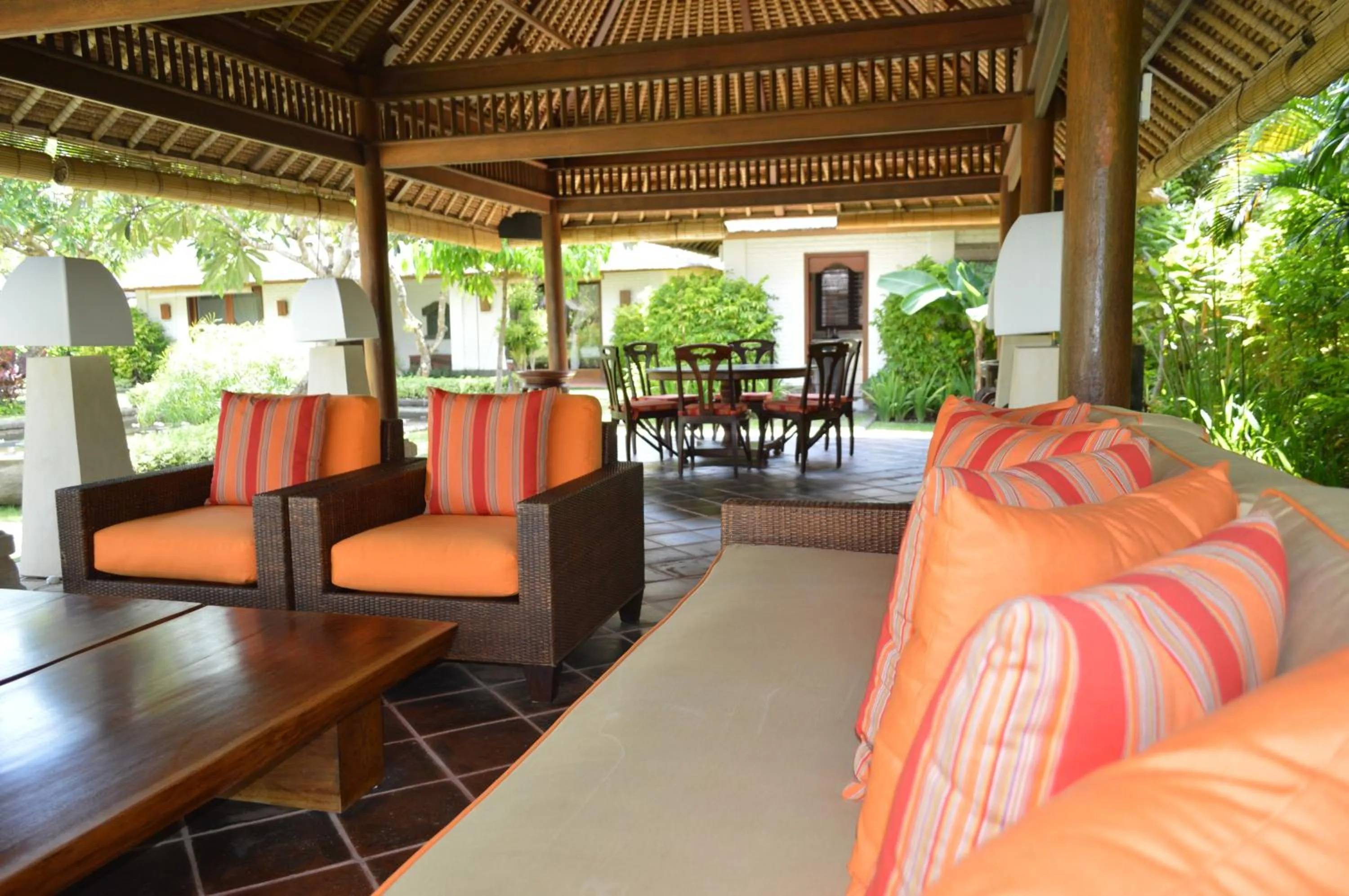 Communal lounge/ TV room in Villa Hanani