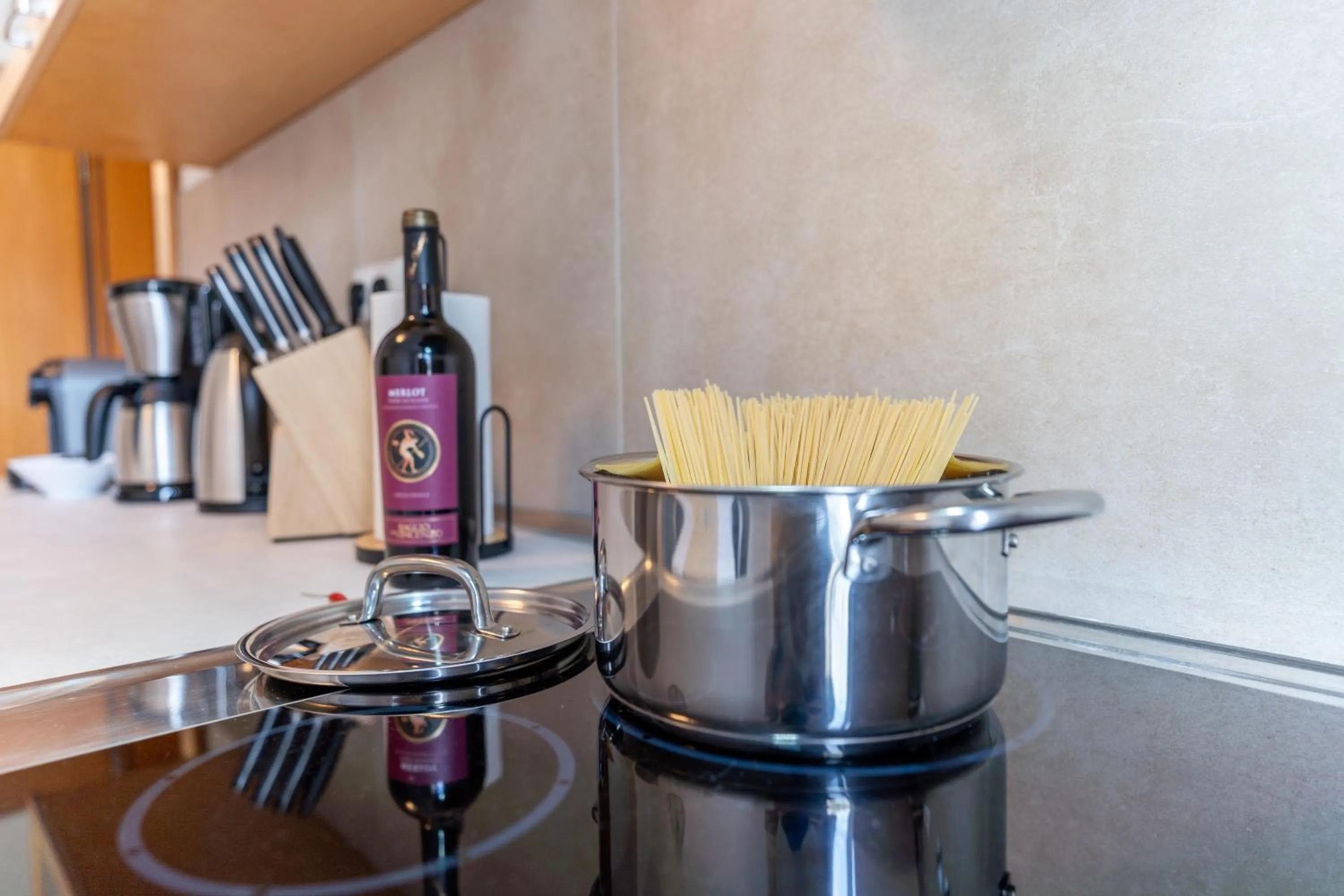 Coffee/tea facilities in Krause: deine Wohlfühloase in Zentrum v. Bielefeld