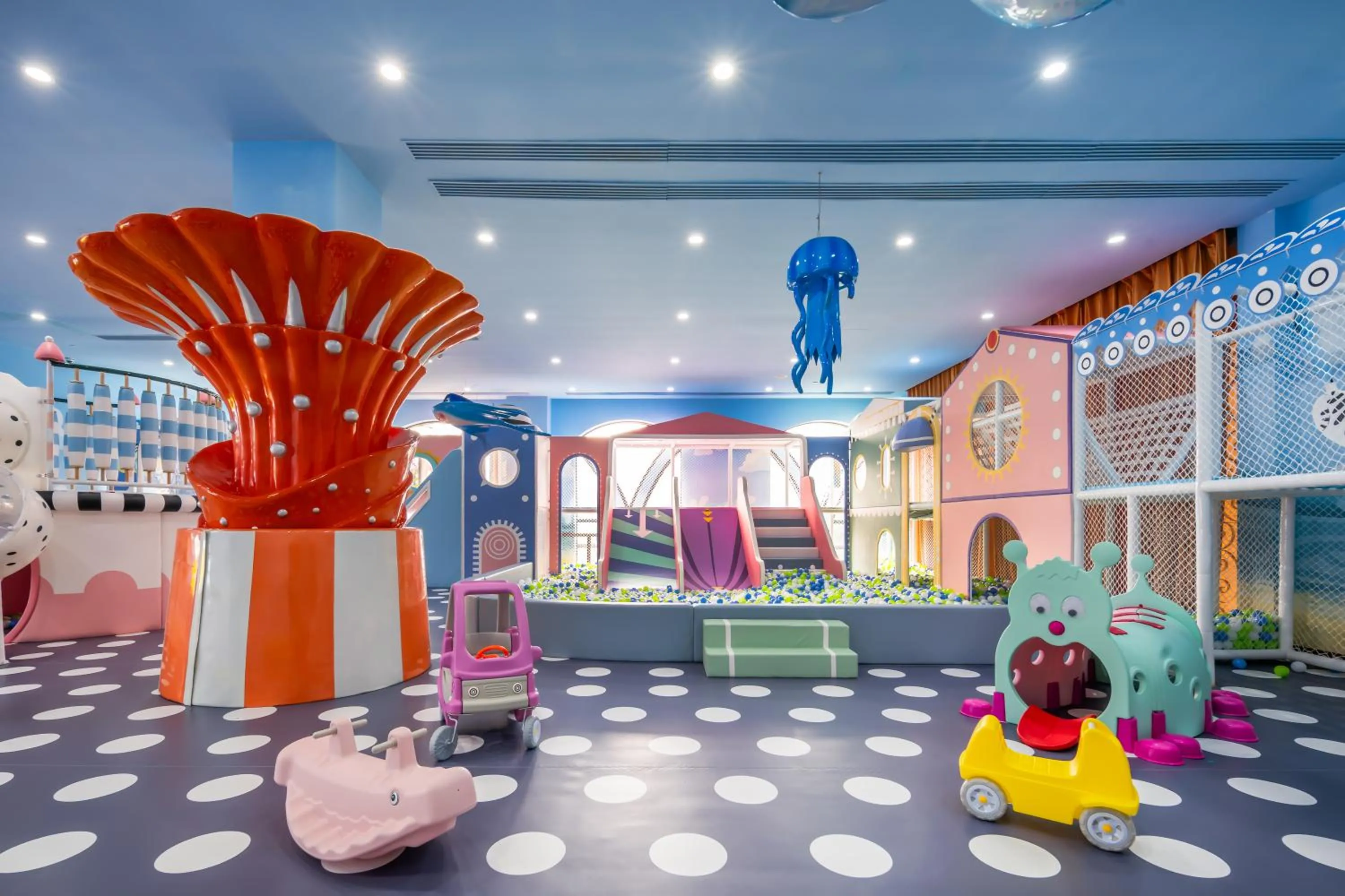 Children play ground in Hilton Qingdao Golden Beach 丨 10 mins' walk to Golden Beach and Beer City