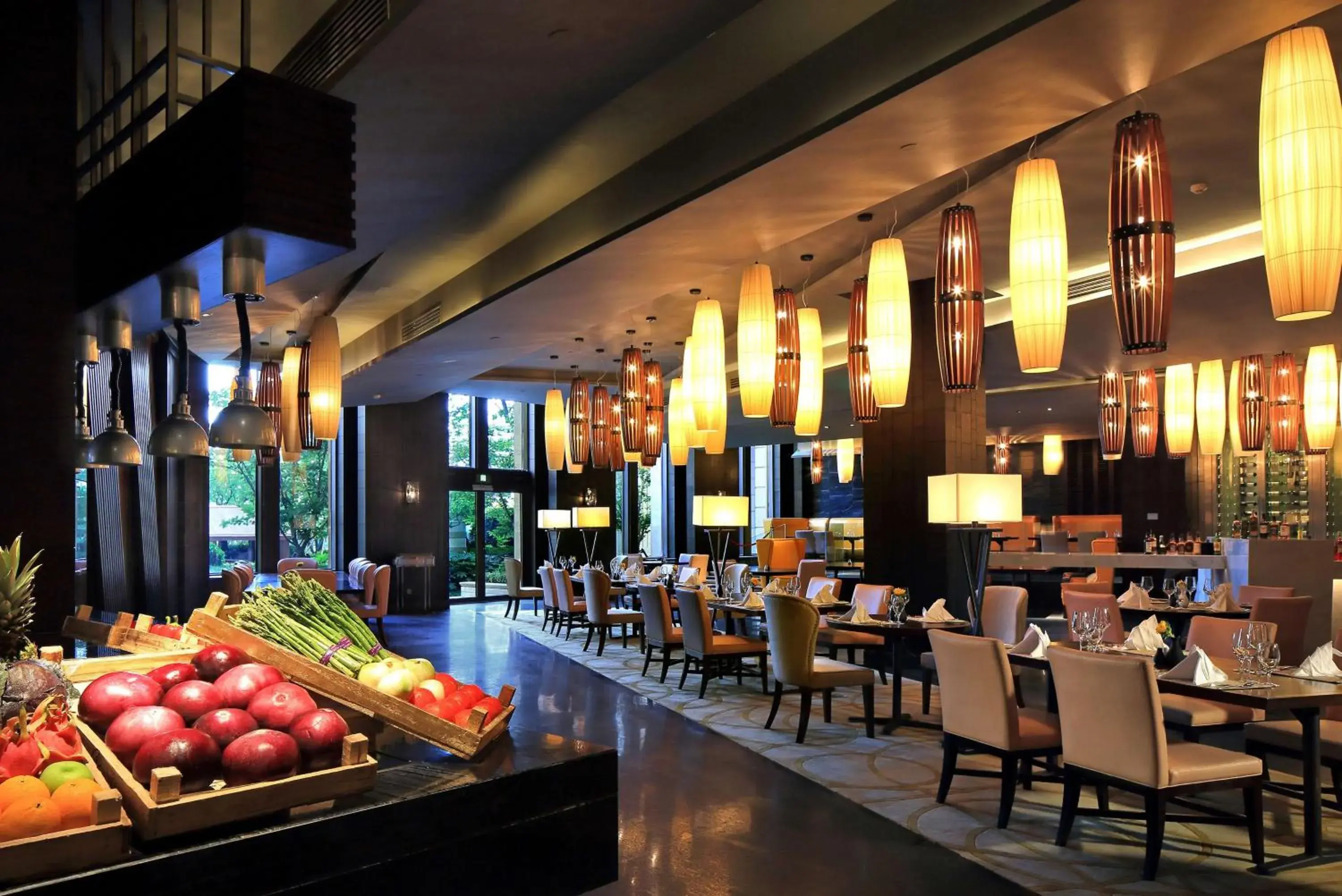 Restaurant/places to eat in Hilton Qingdao Golden Beach 丨 10 mins' walk to Golden Beach and Beer City Restaurant/places to eat in Hilton Qingdao Golden Beach 丨 10 mins' walk to Golden Beach and Beer City
