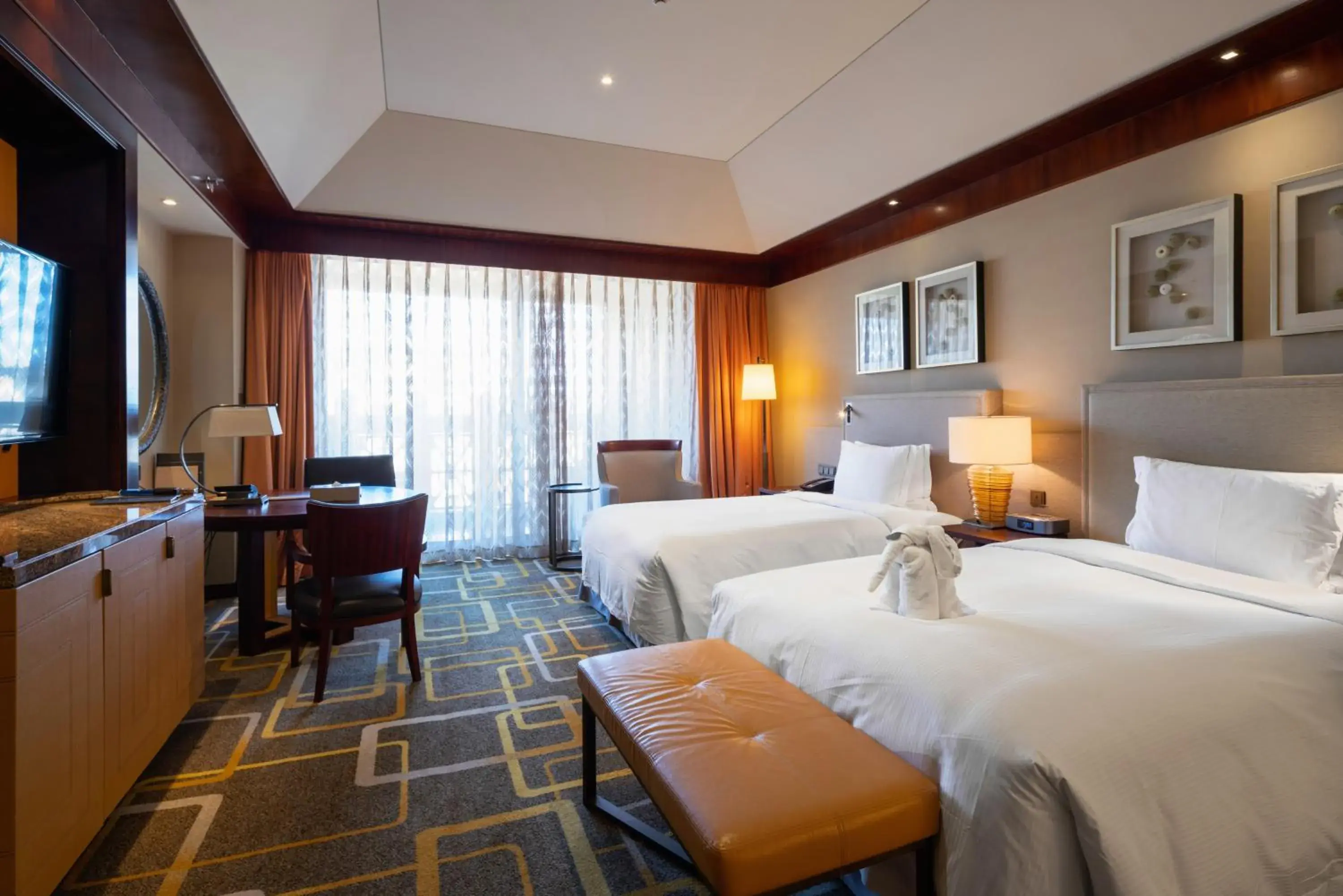Bed in Hilton Qingdao Golden Beach 丨1 hour's drive to China Fisheries and Seafood Expo Bed in Hilton Qingdao Golden Beach 丨1 hour's drive to China Fisheries and Seafood Expo