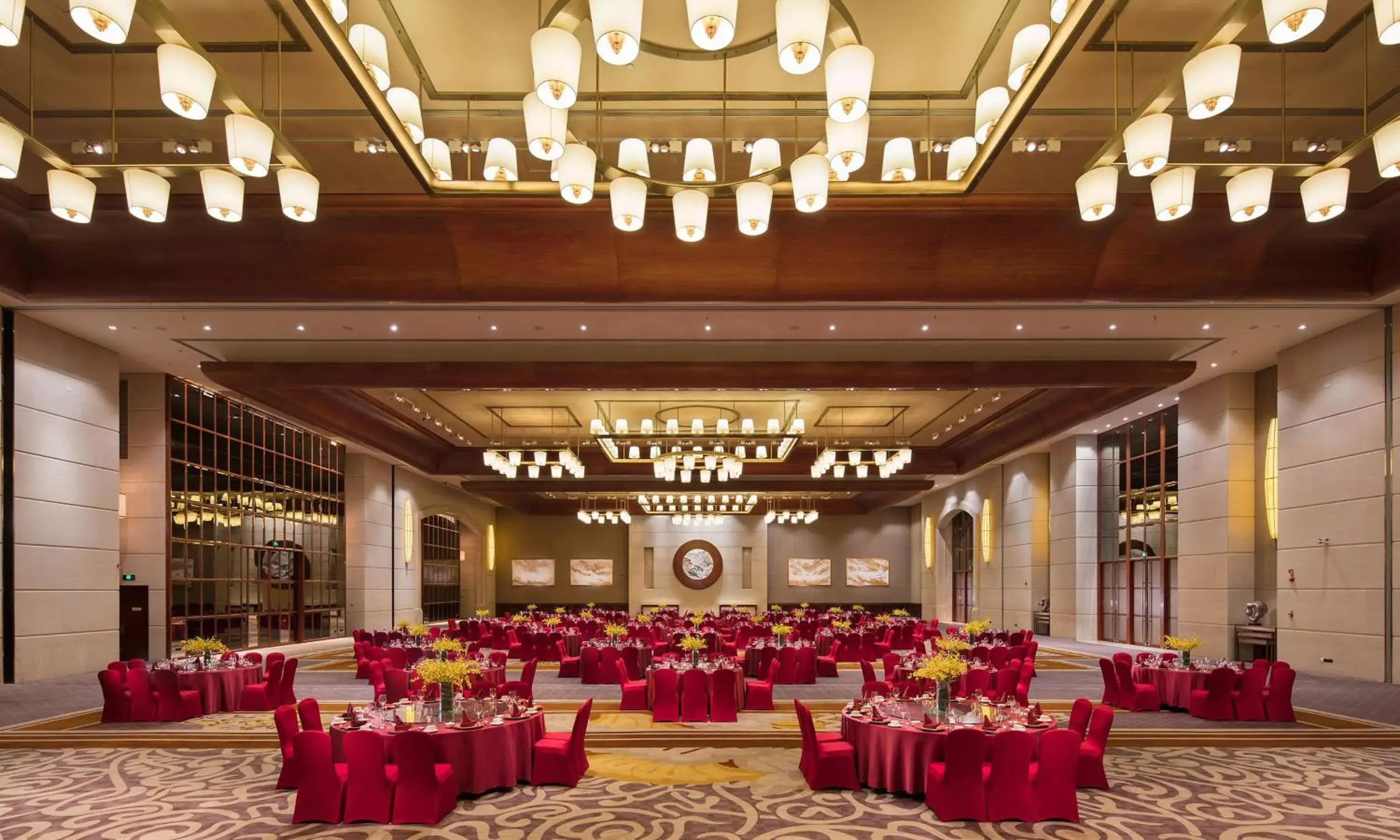 Meeting/conference room in Hilton Qingdao Golden Beach 丨1 hour's drive to China Fisheries and Seafood Expo Meeting/conference room in Hilton Qingdao Golden Beach 丨1 hour's drive to China Fisheries and Seafood Expo