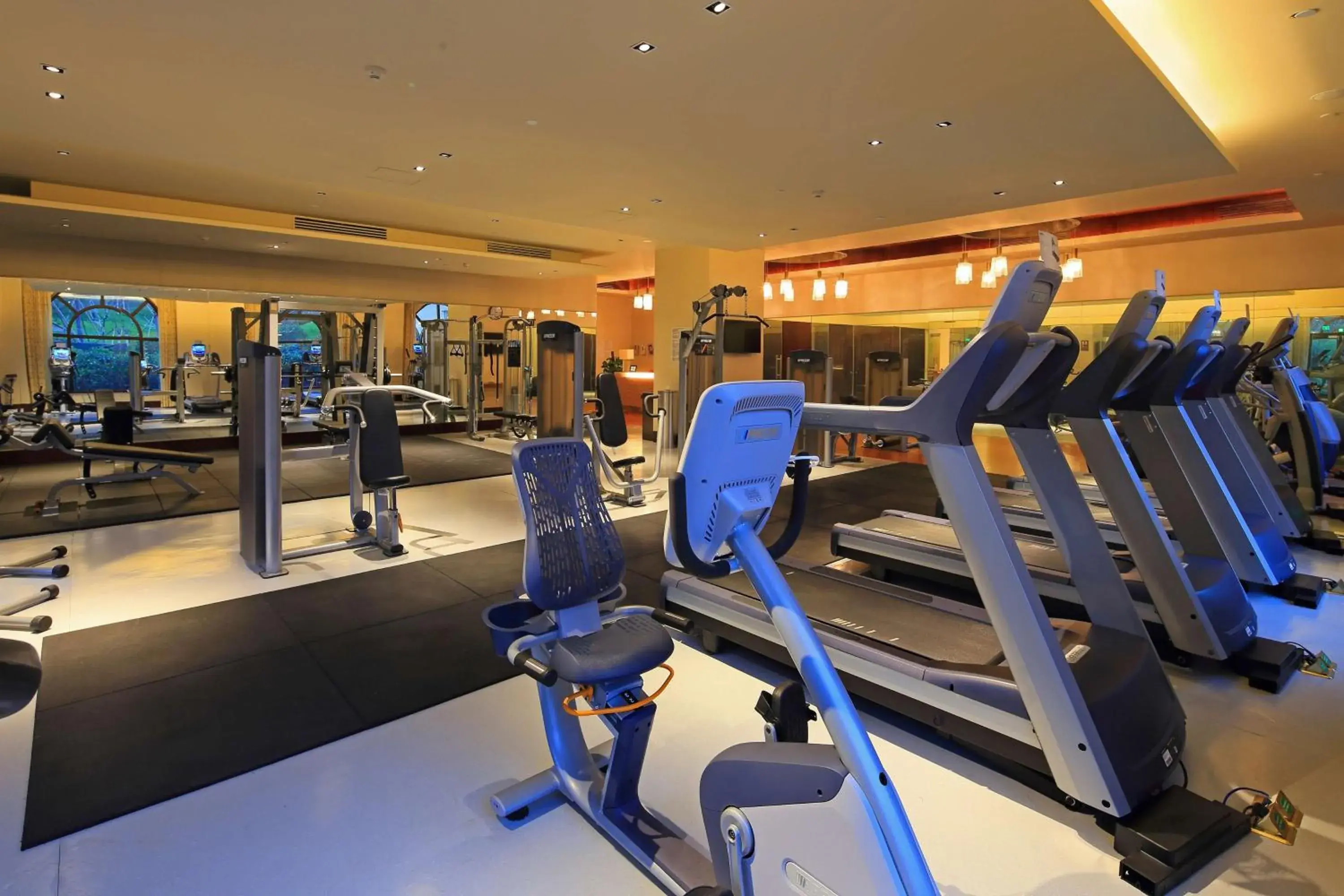Fitness centre/facilities in Hilton Qingdao Golden Beach 丨 10 mins' walk to Golden Beach and Beer City Fitness centre/facilities in Hilton Qingdao Golden Beach 丨 10 mins' walk to Golden Beach and Beer City