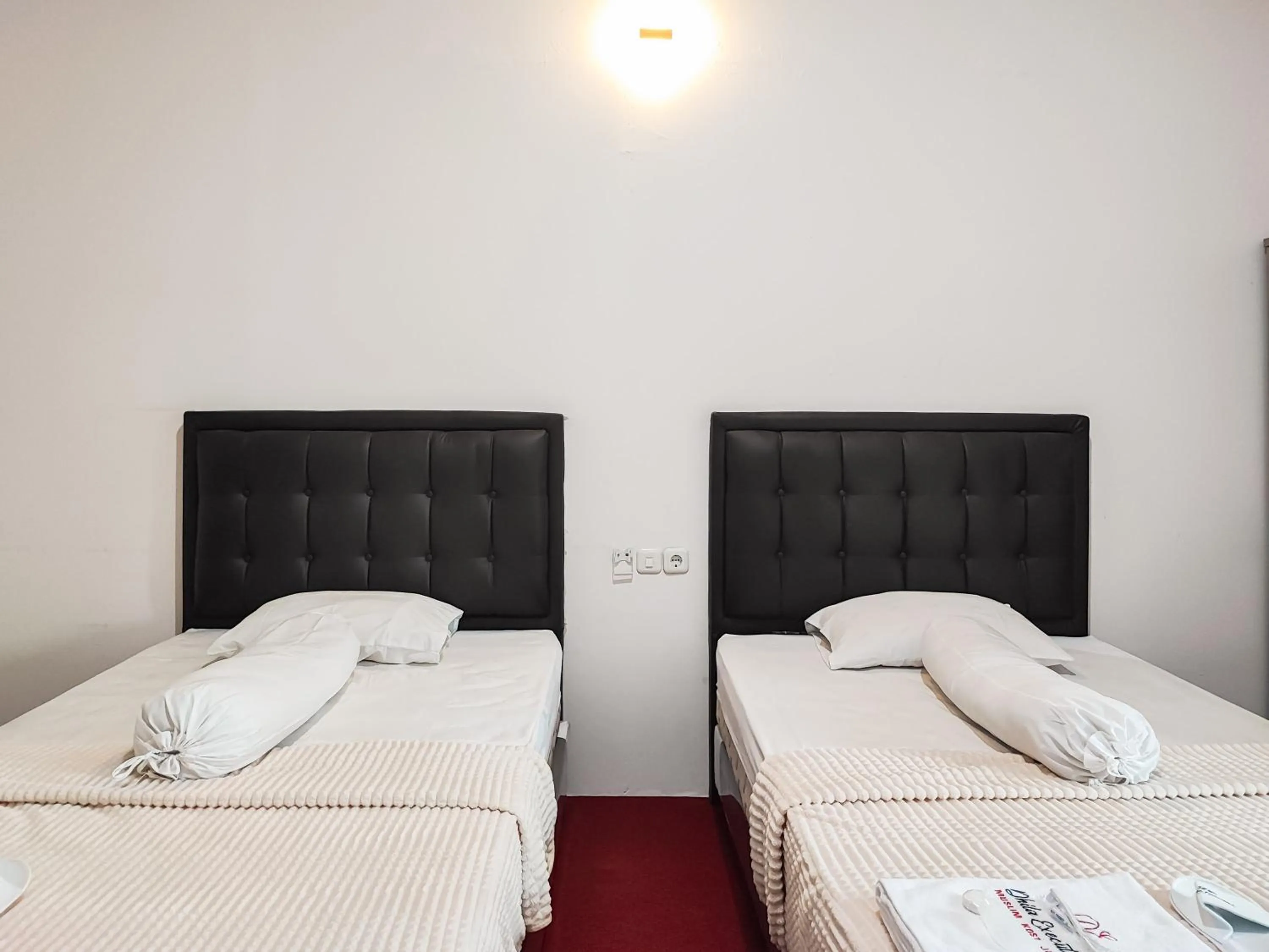 Bed in RedDoorz Plus Syariah near Simpang Rimbo Jambi 2