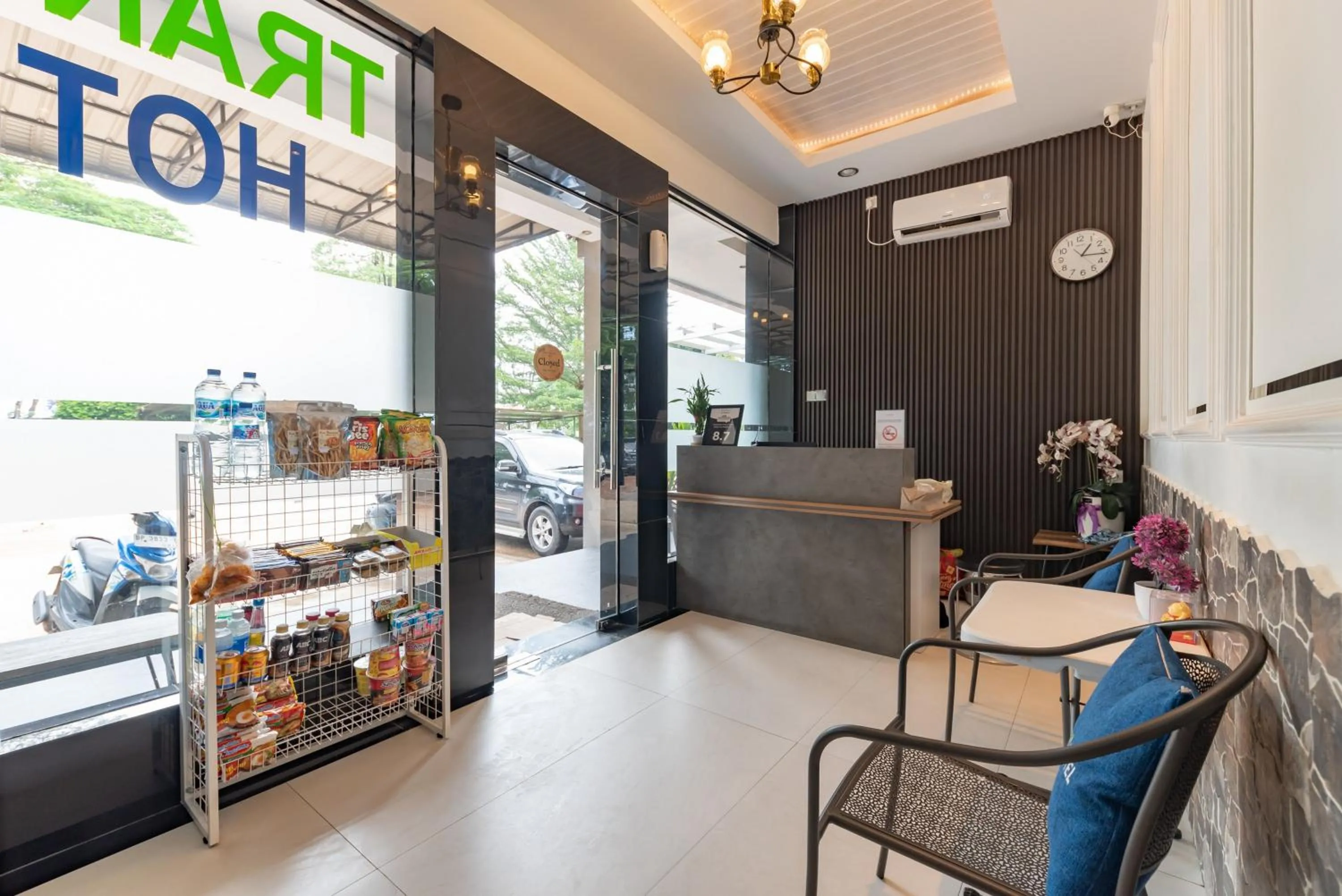 Urbanview Trans Hotel Batam