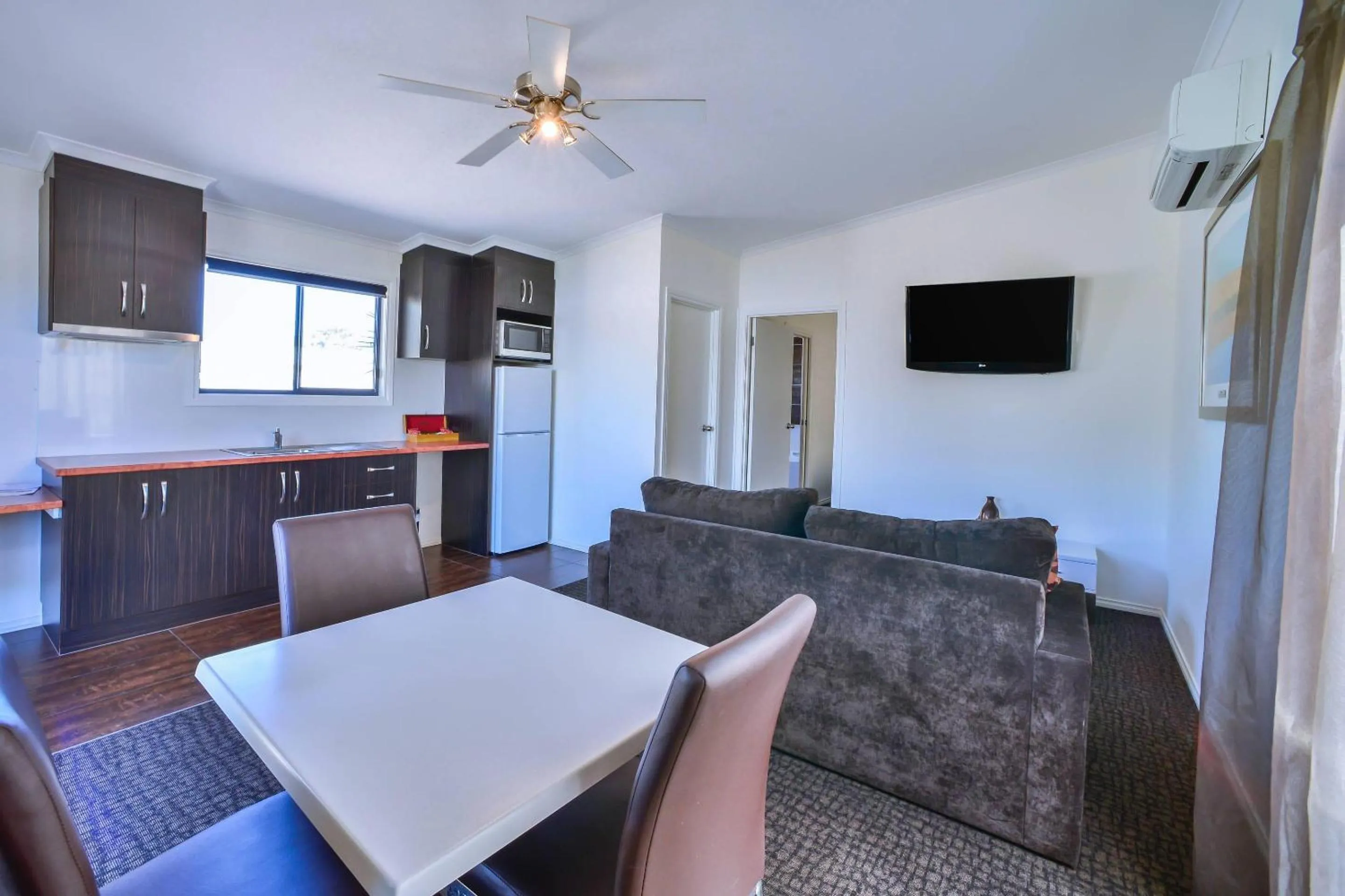 Bedroom in Comfort Inn & Suites Augusta Westside