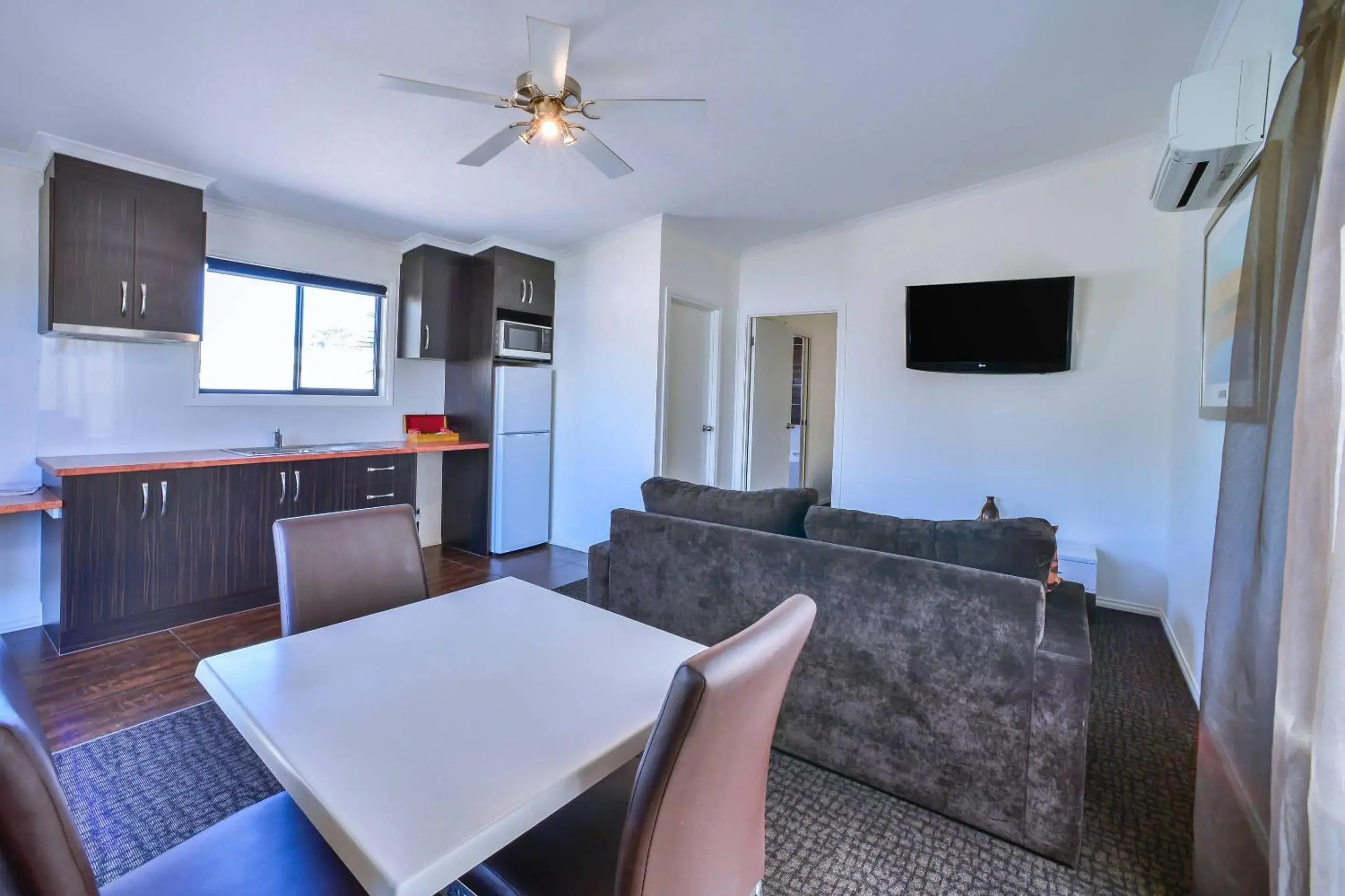 Bedroom in Comfort Inn & Suites Augusta Westside Bedroom in Comfort Inn & Suites Augusta Westside