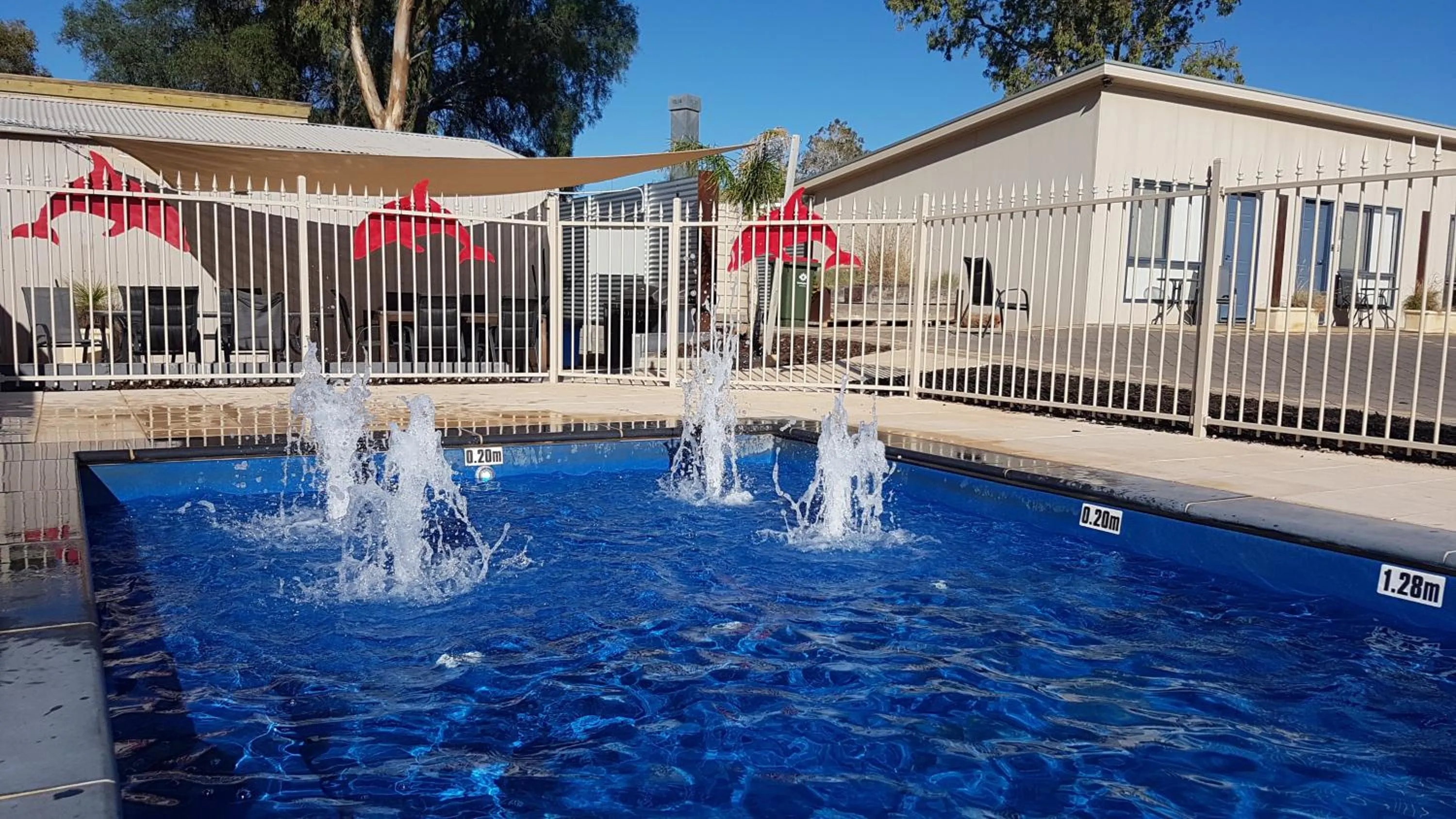 Swimming pool in Comfort Inn & Suites Augusta Westside