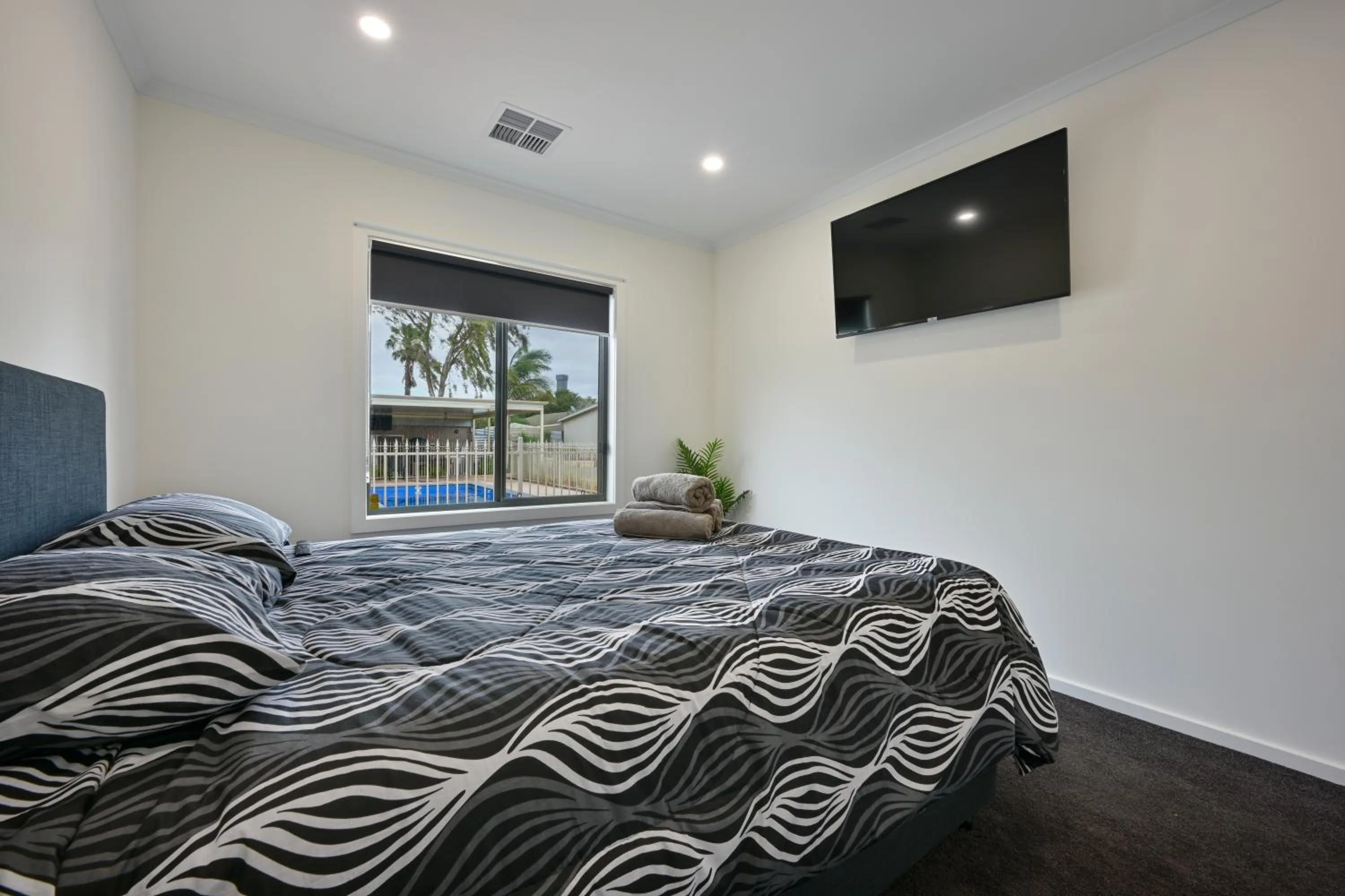 Bedroom, Bed in Comfort Inn & Suites Augusta Westside