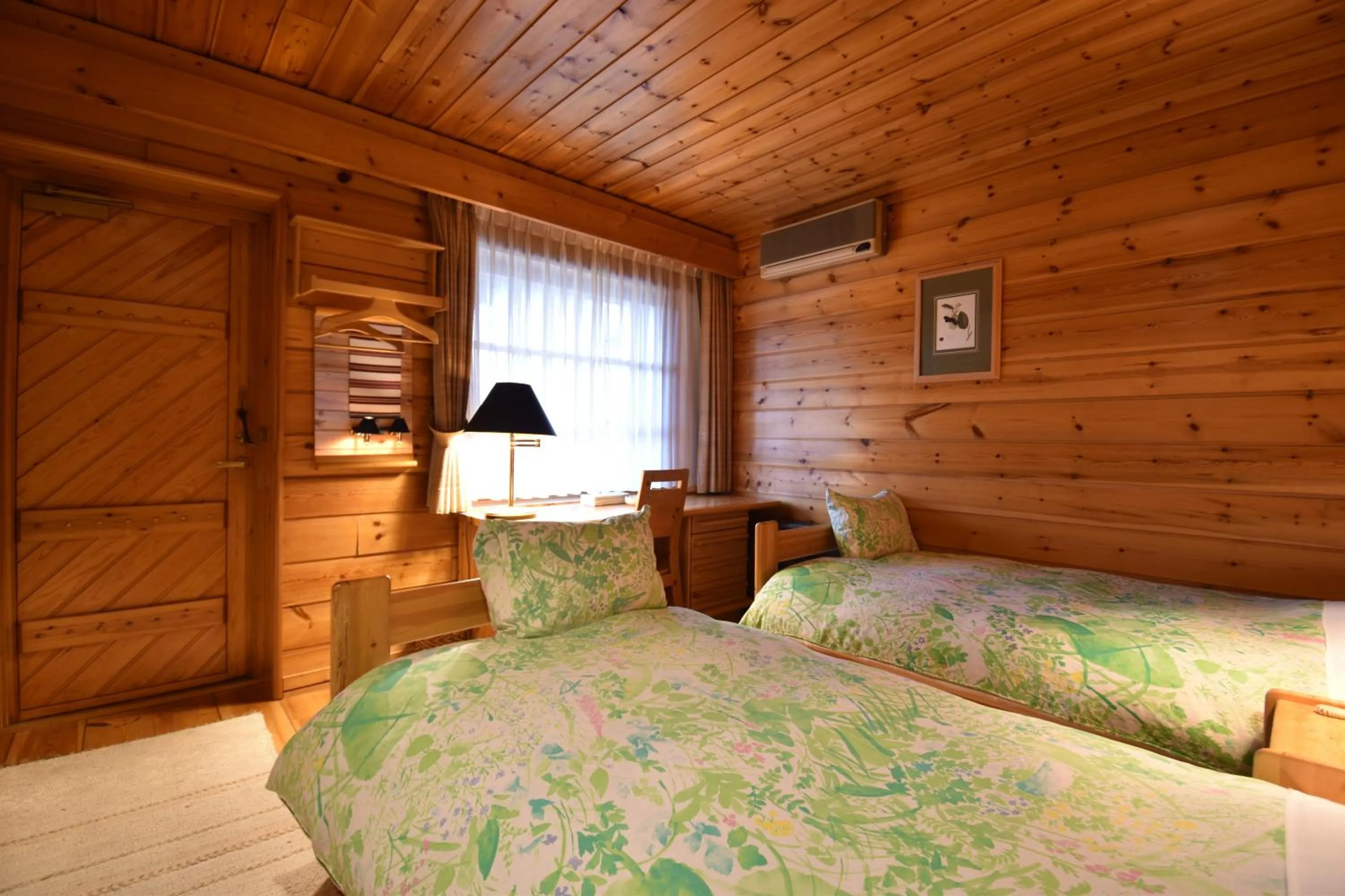 Bedroom, Bed in Hotel Nidom