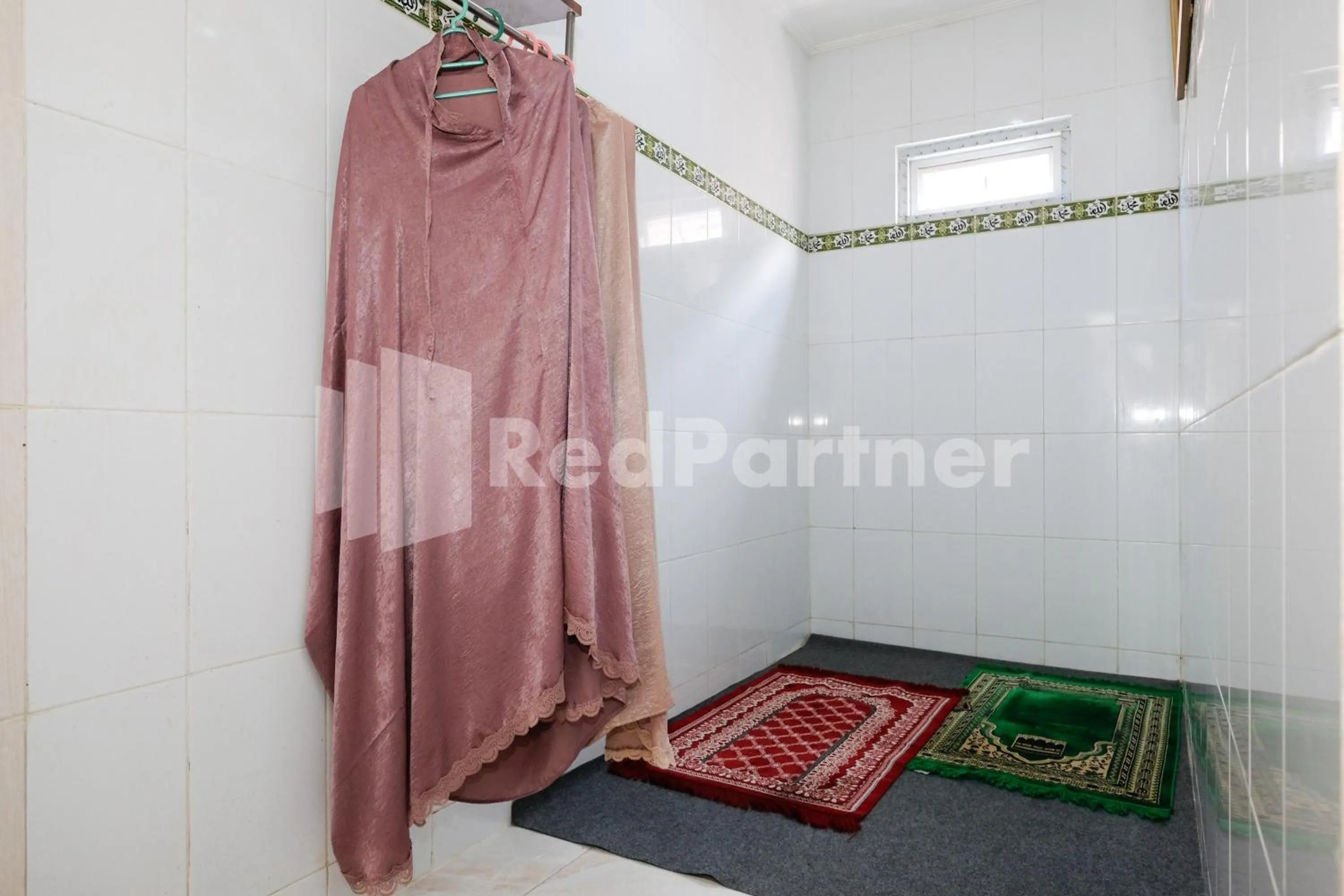 Other in Oma Uti Syariah Mitra RedDoorz near Stasiun Lempuyangan