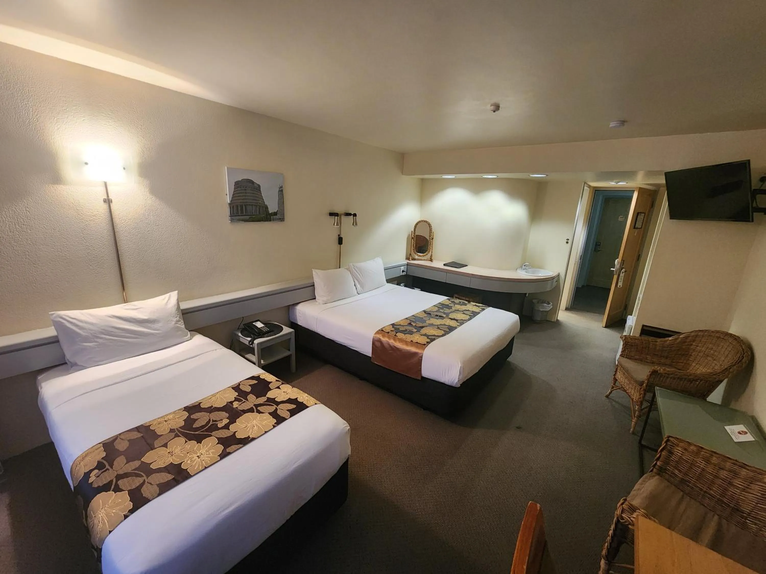 Bed in The Angus Hotel