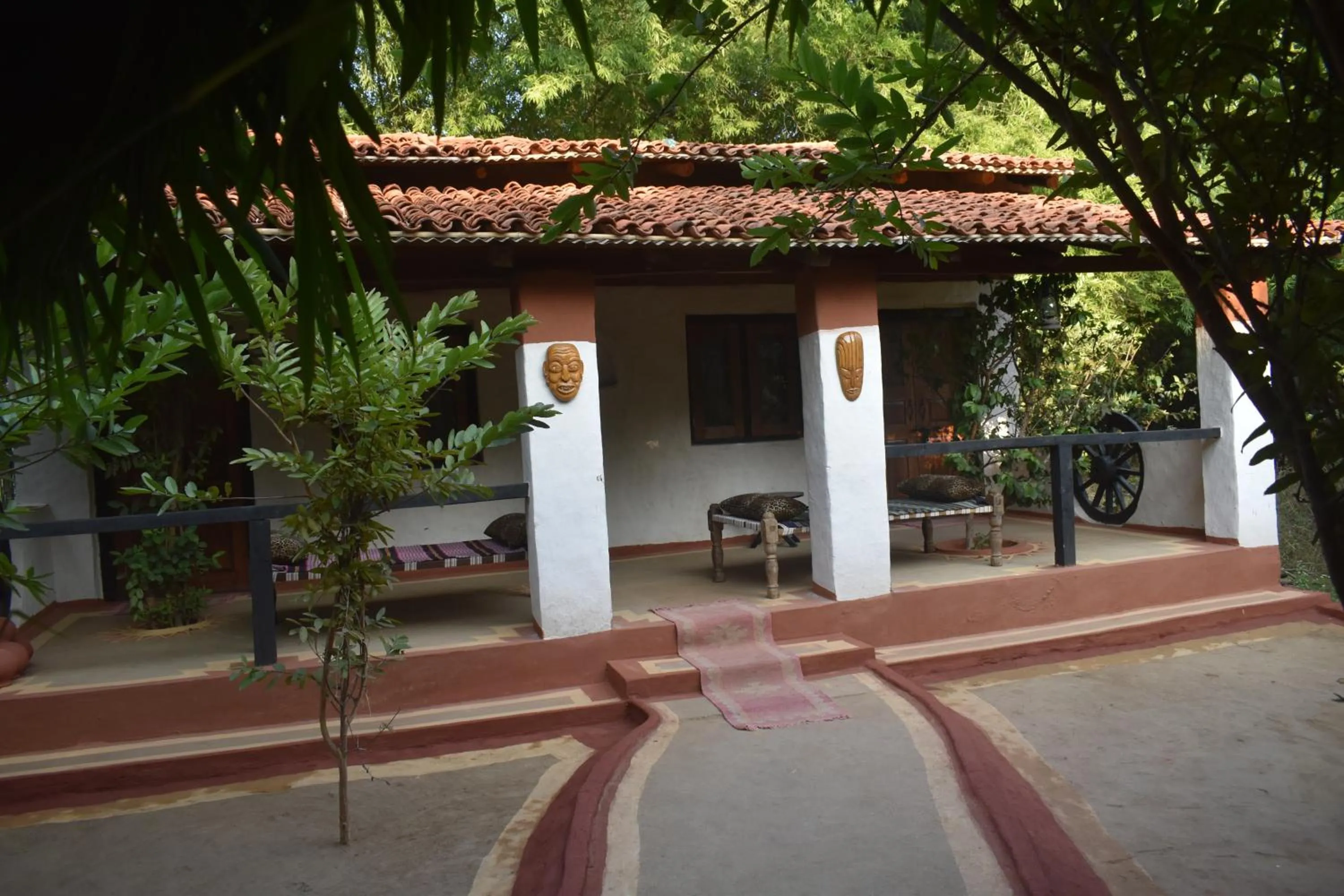 Facade/entrance in Aranyak Resort