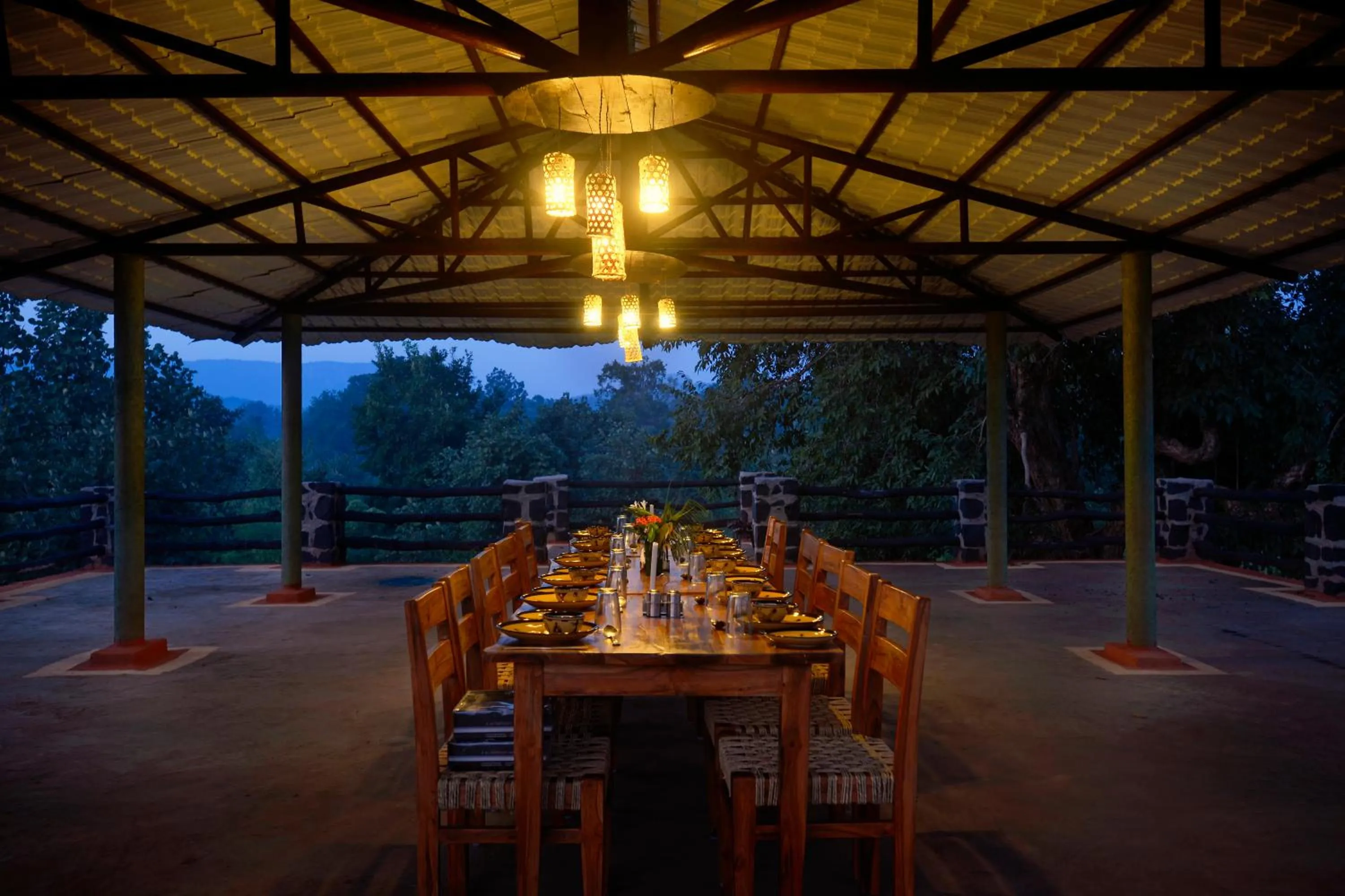 Restaurant/places to eat in Aranyak Resort