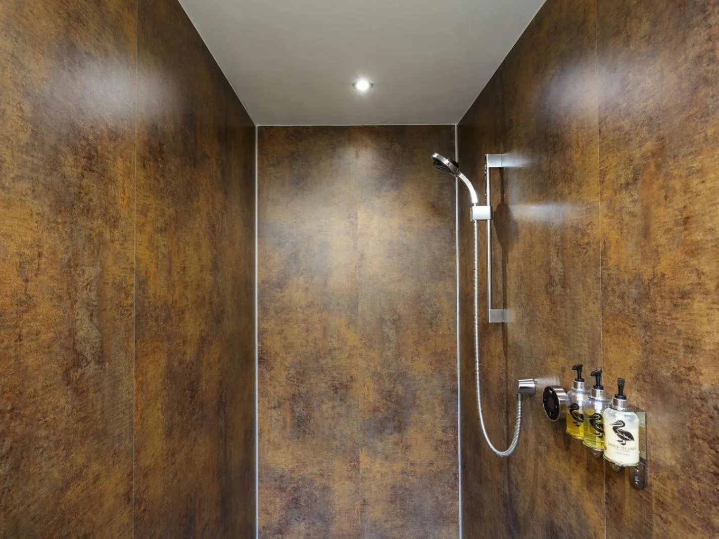 Bathroom in The Orange Tree Thornham