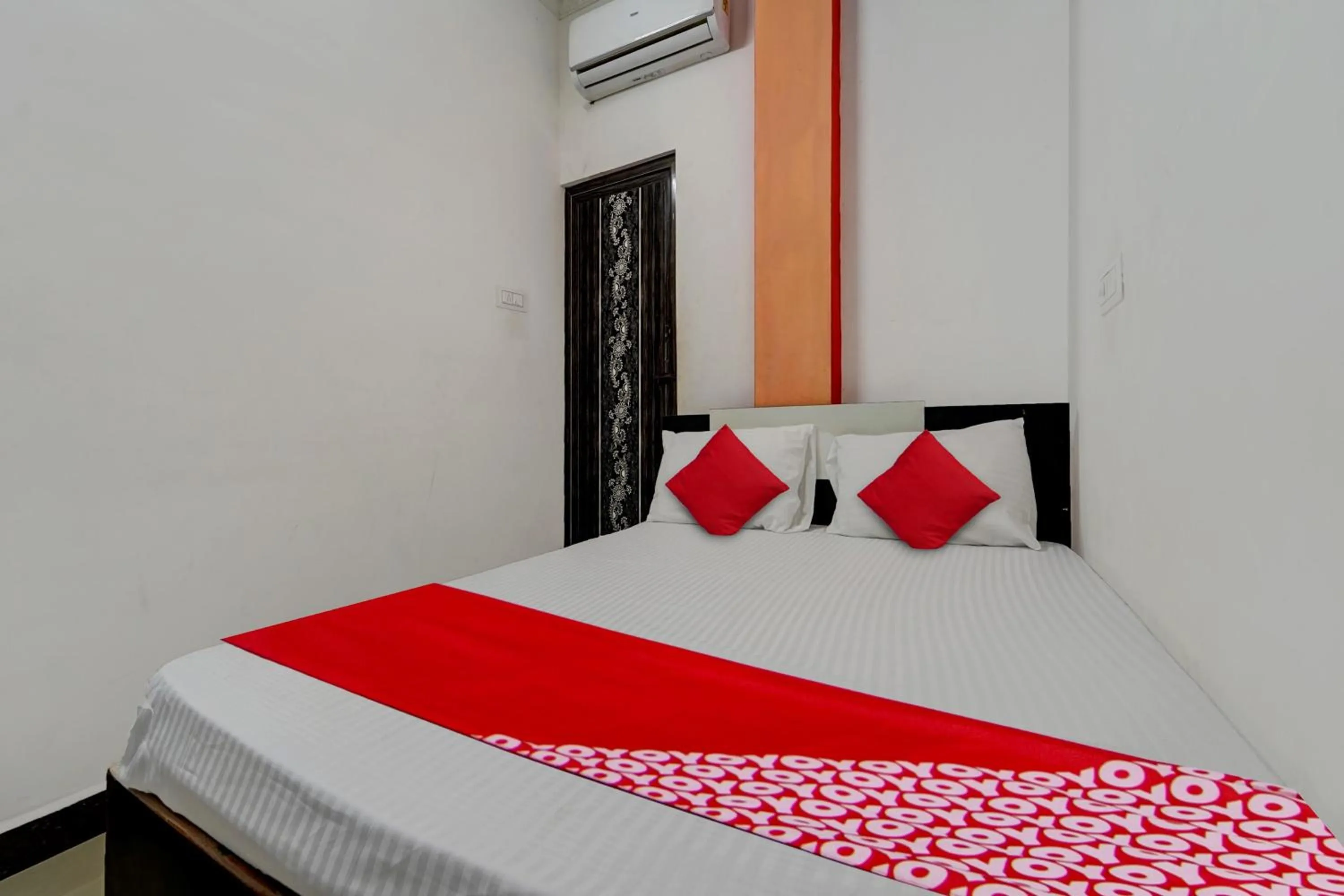 Bedroom in Hotel O Pothini Palace