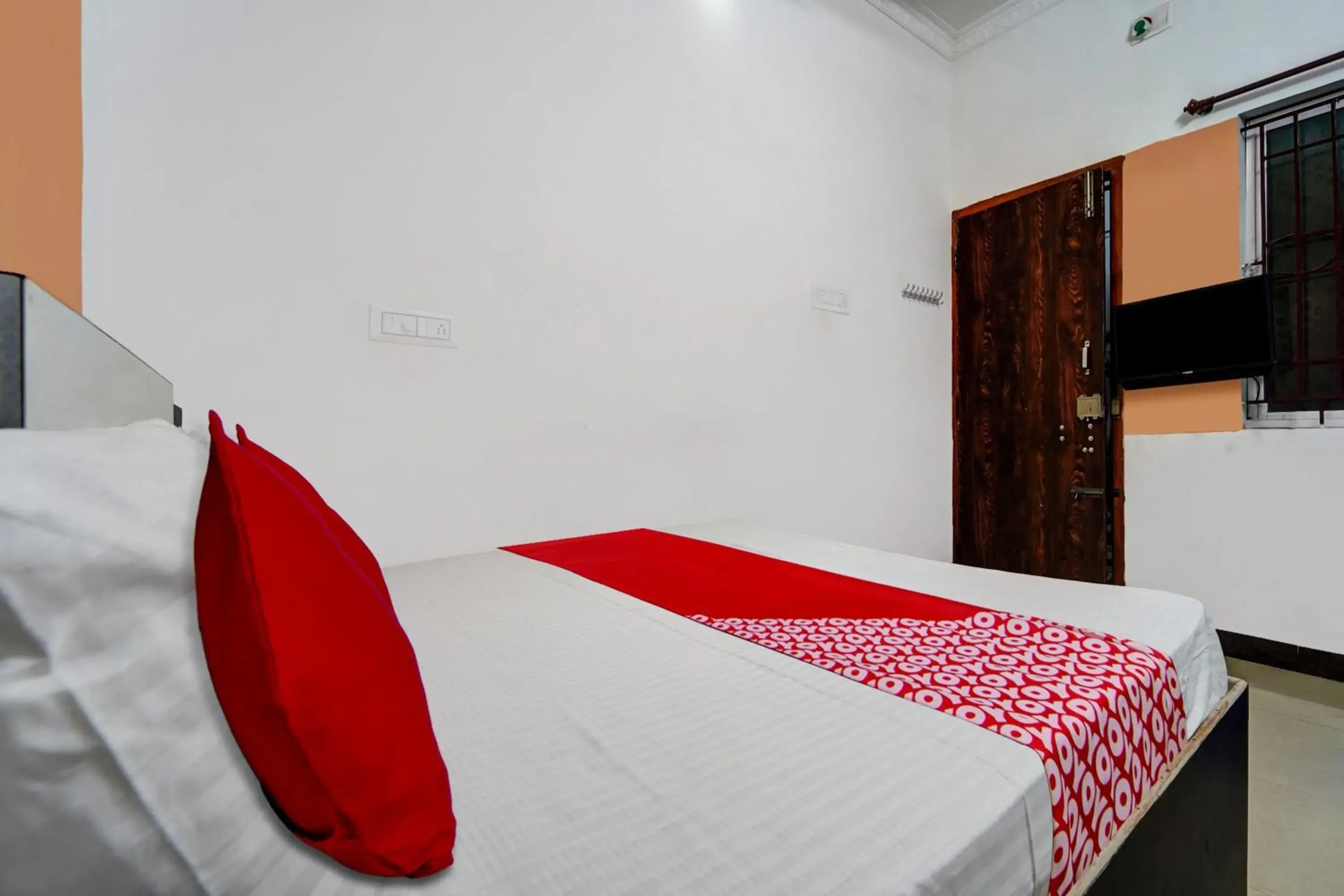 Bedroom in Hotel O Pothini Palace Bedroom in Hotel O Pothini Palace