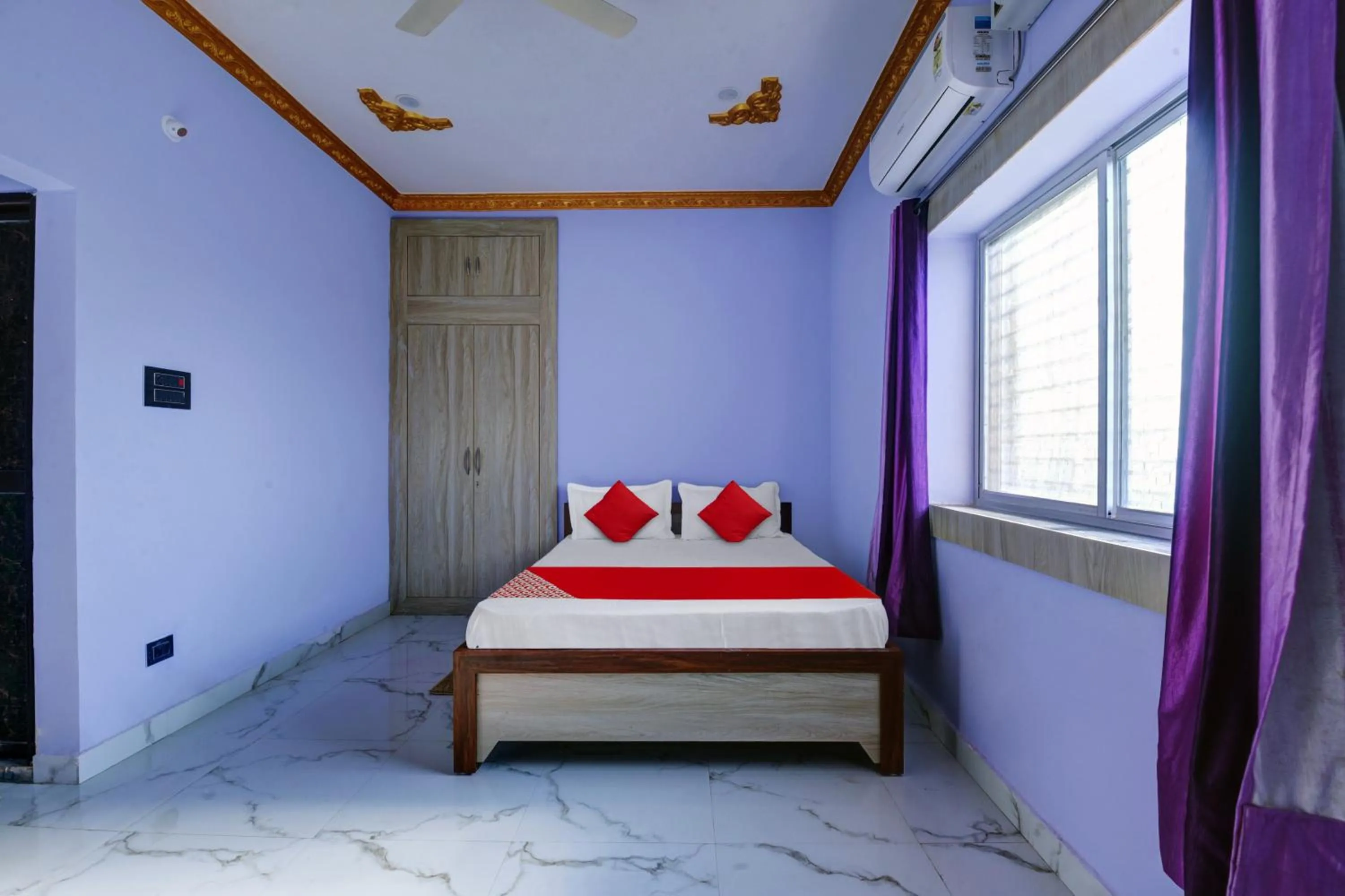 Bedroom, Bed in Hotel O by OYO JP Banquet