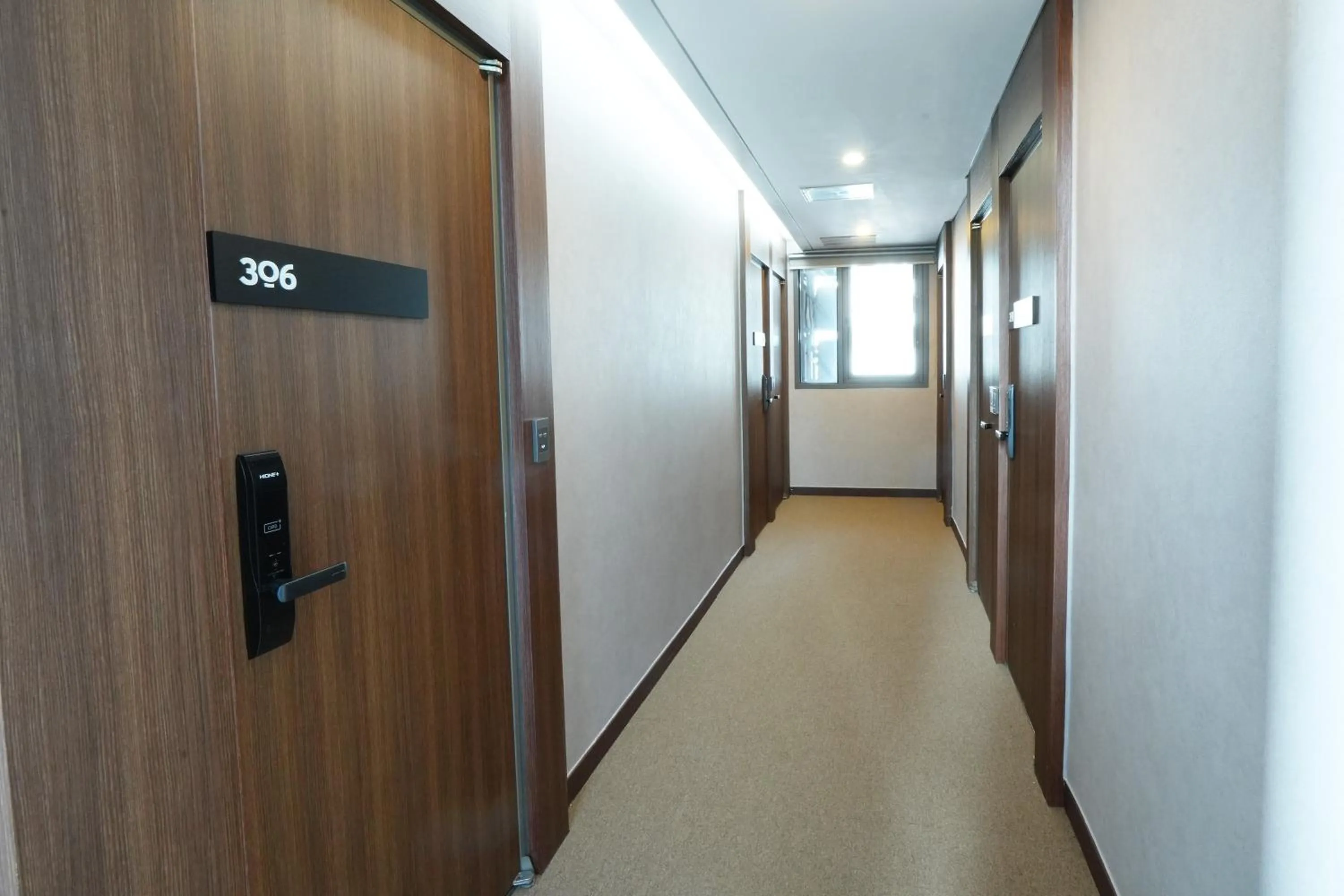 Property building in ZIYOLK Seoul Station