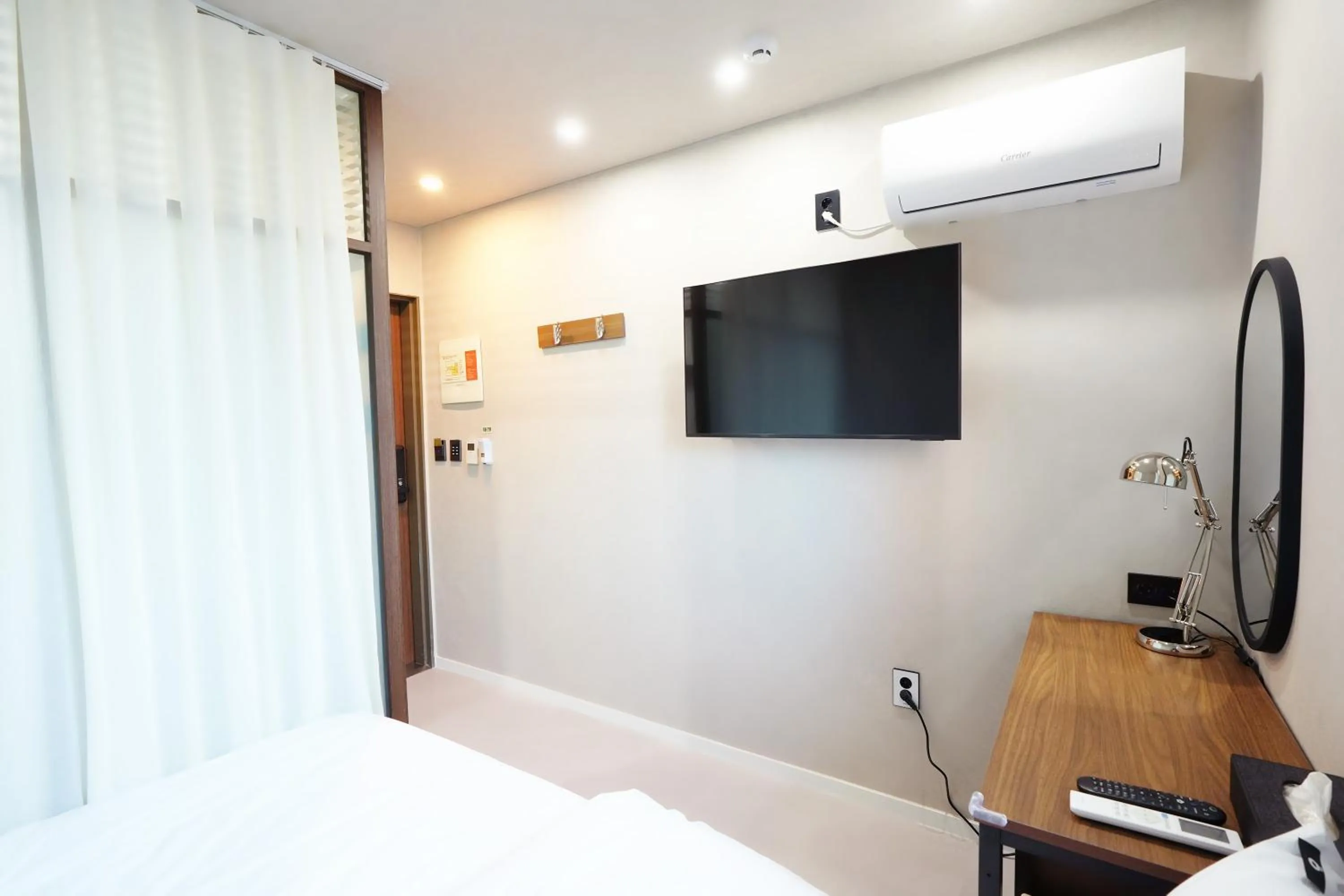 Bed in ZIYOLK Seoul Station