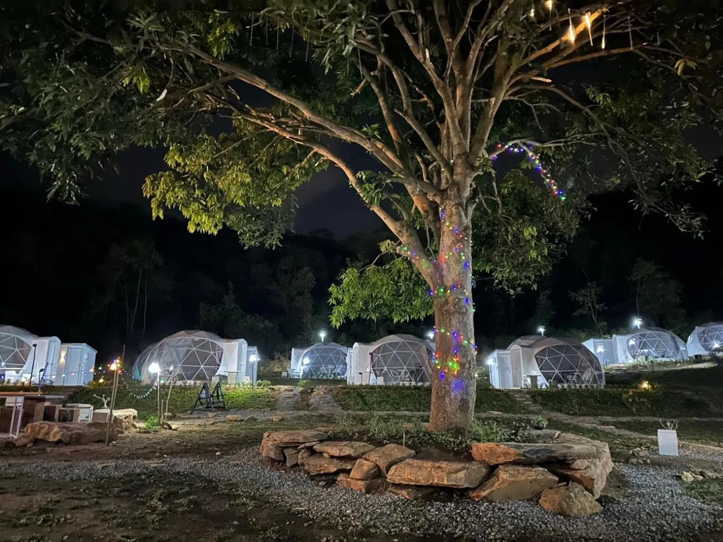 Night in NiNo San Glamping - Pak Chong
