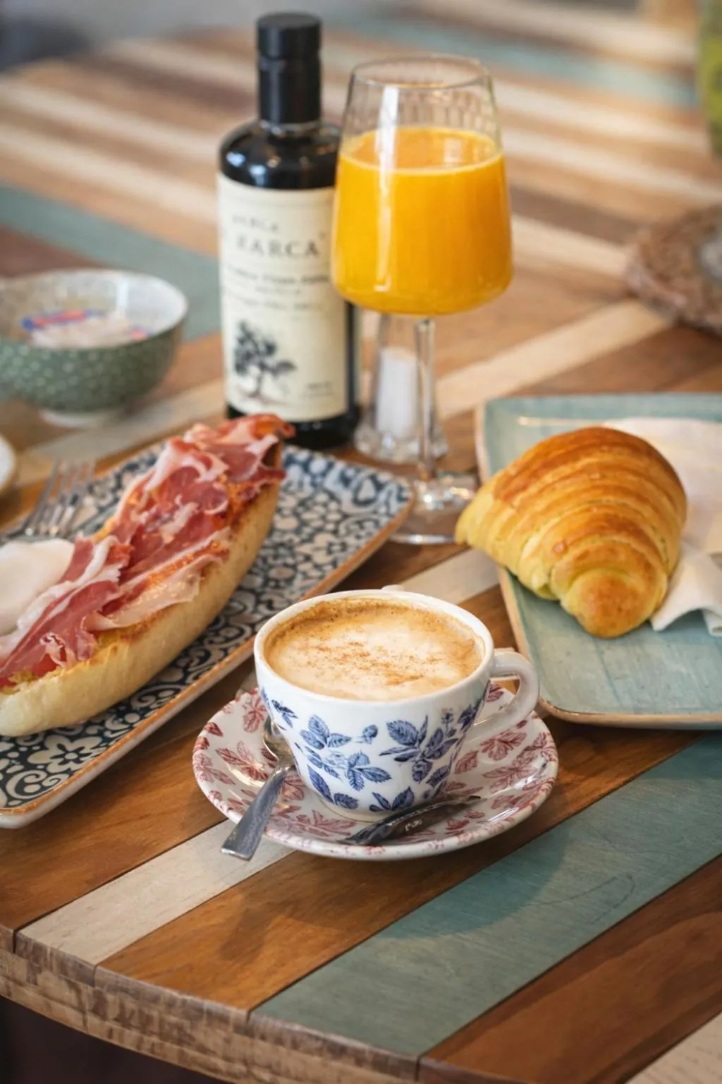 Continental breakfast in HOTEL LOS ALAMOS BOUTIQUE