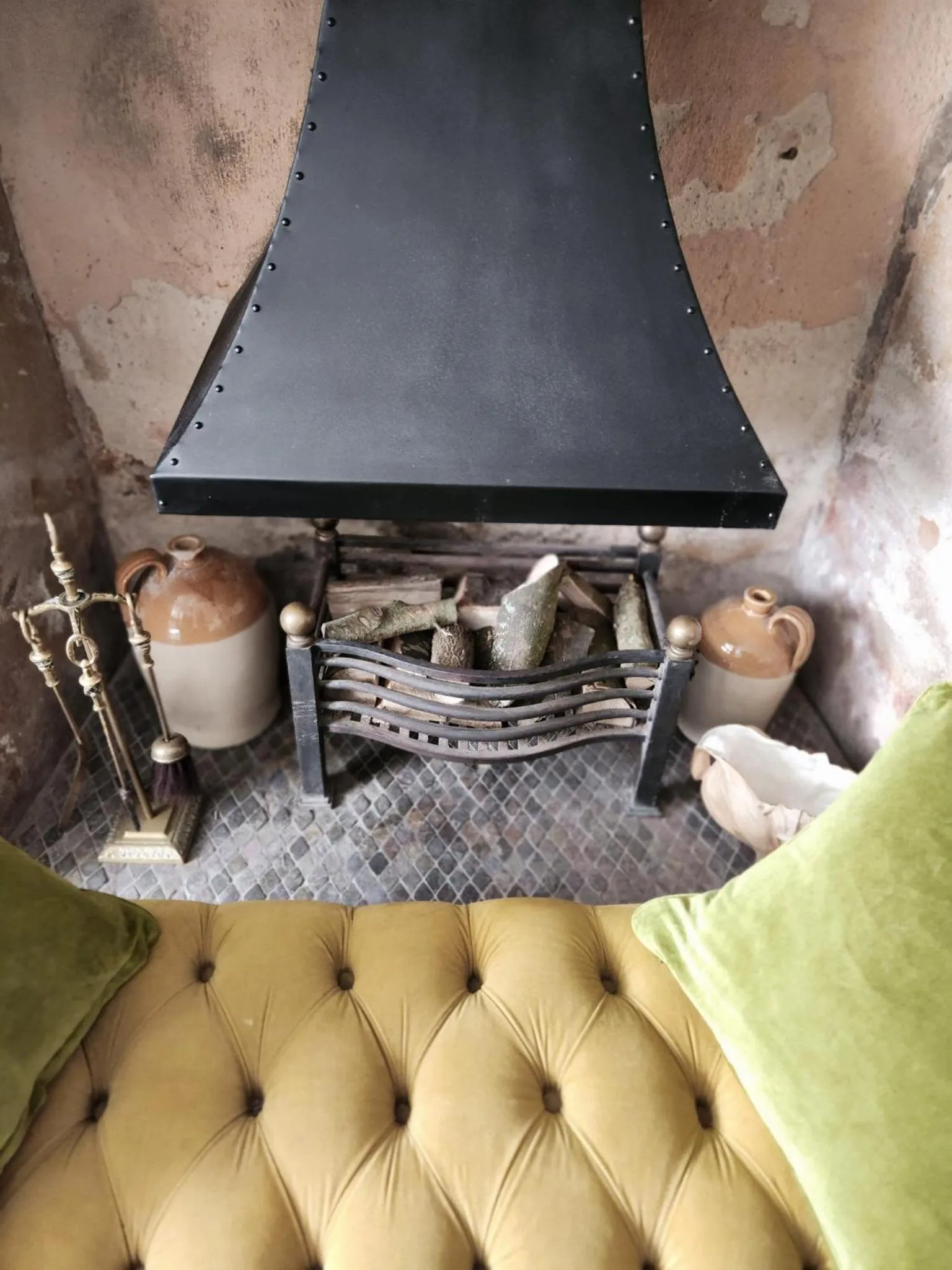 Bedroom in The New Inn