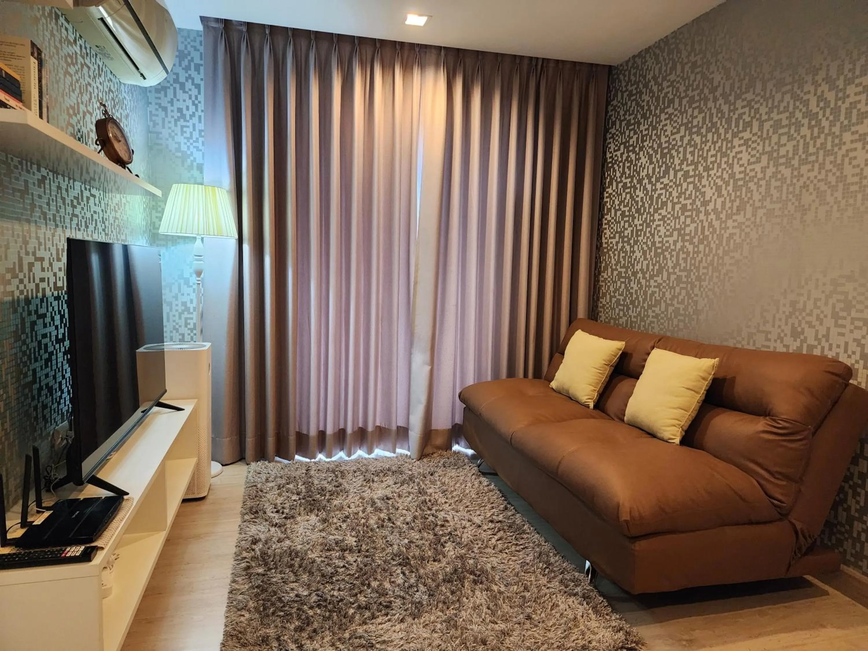 TV and multimedia in Family Suit 2 Bedrooms 2 Bathrooms in Chiang Mai