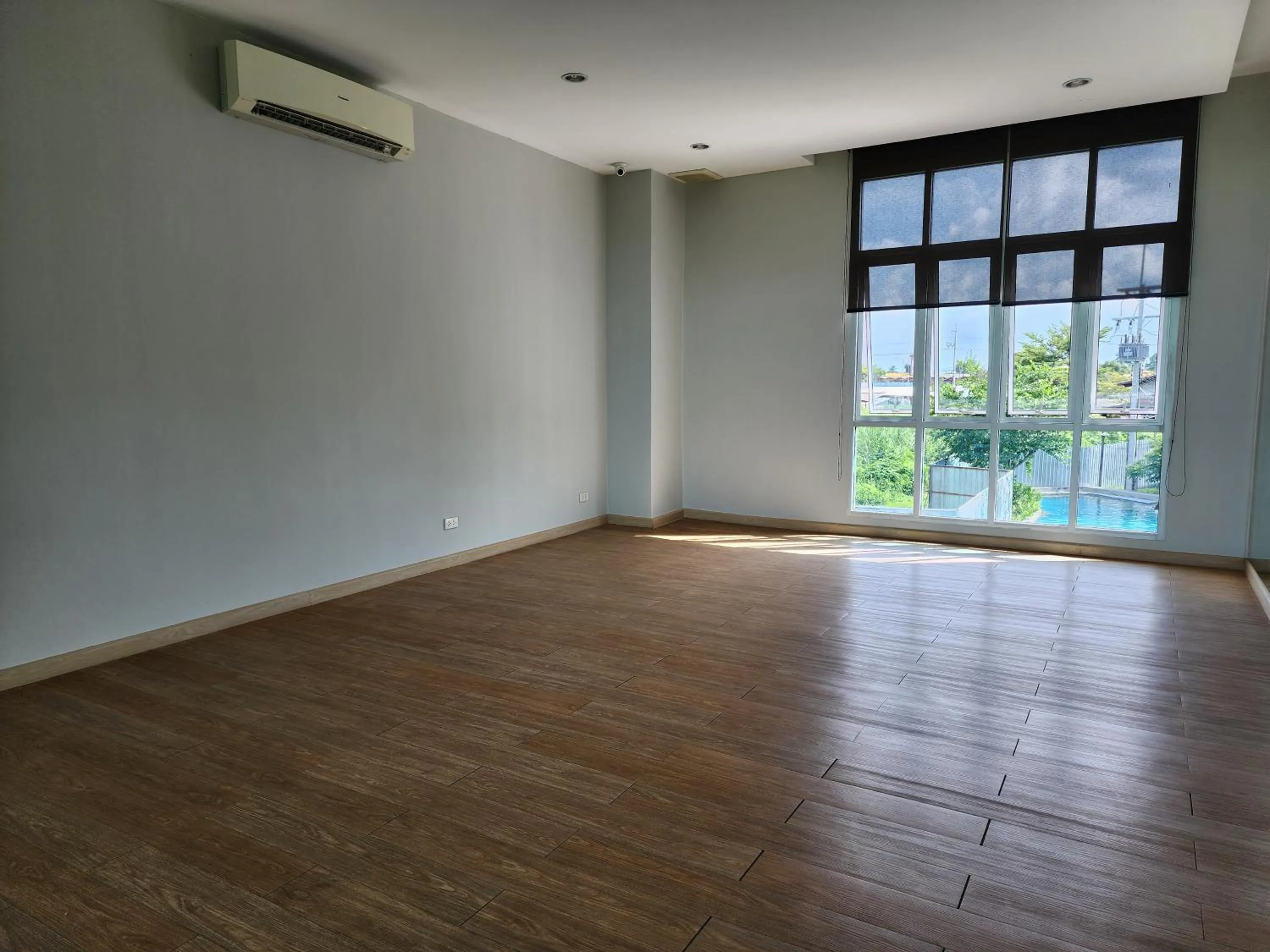 Property building in Family Suit 2 Bedrooms 2 Bathrooms in Chiang Mai