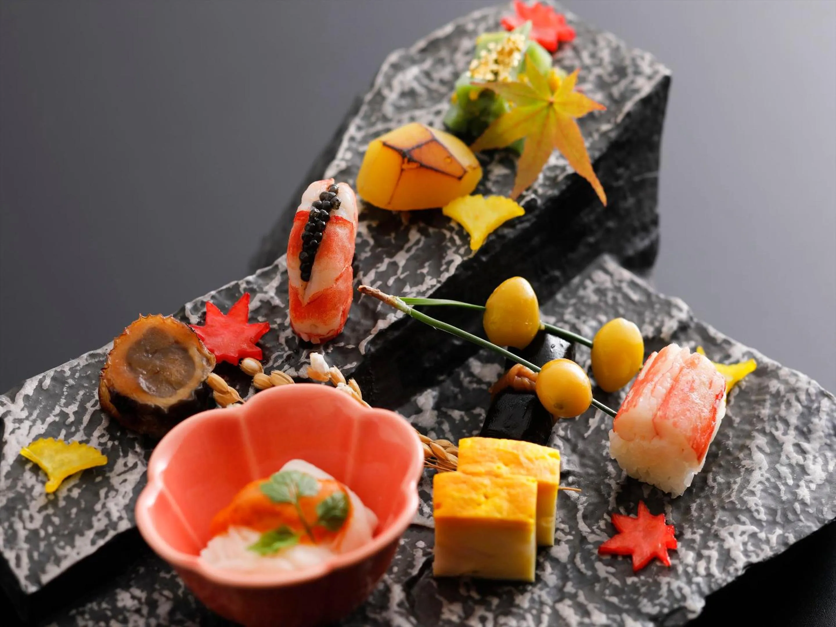 Food and drinks in Wakasa Annex