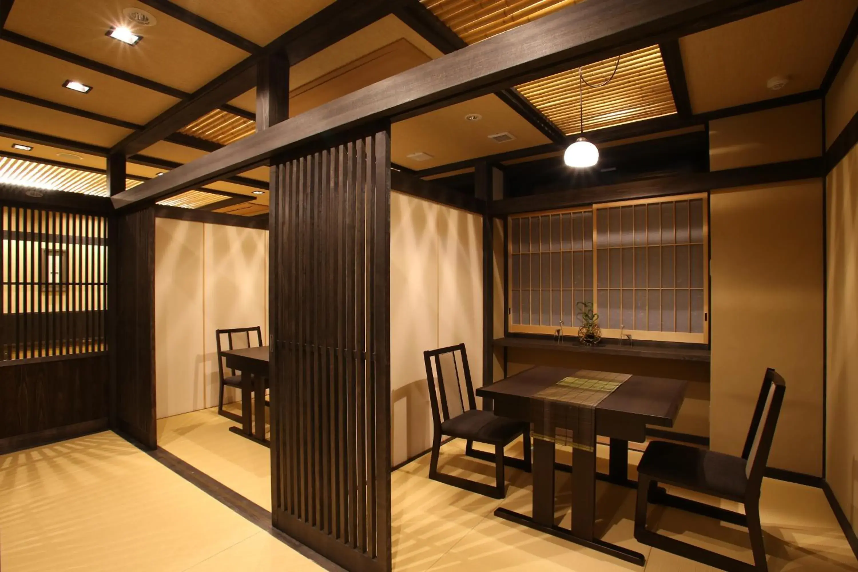 Restaurant/places to eat in Wakasa Annex Restaurant/places to eat in Wakasa Annex