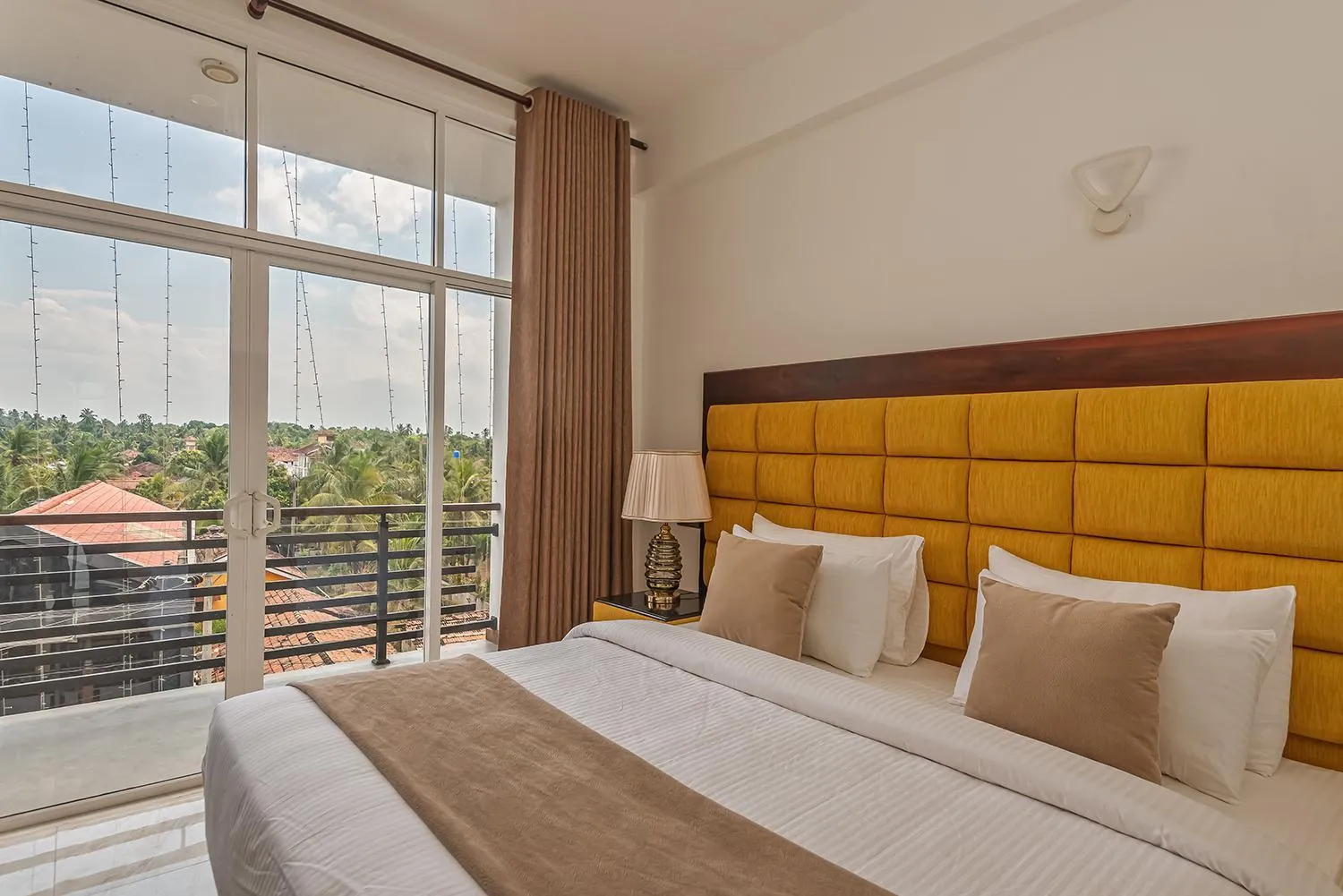 Photo of the whole room in Beverly Beach Negombo