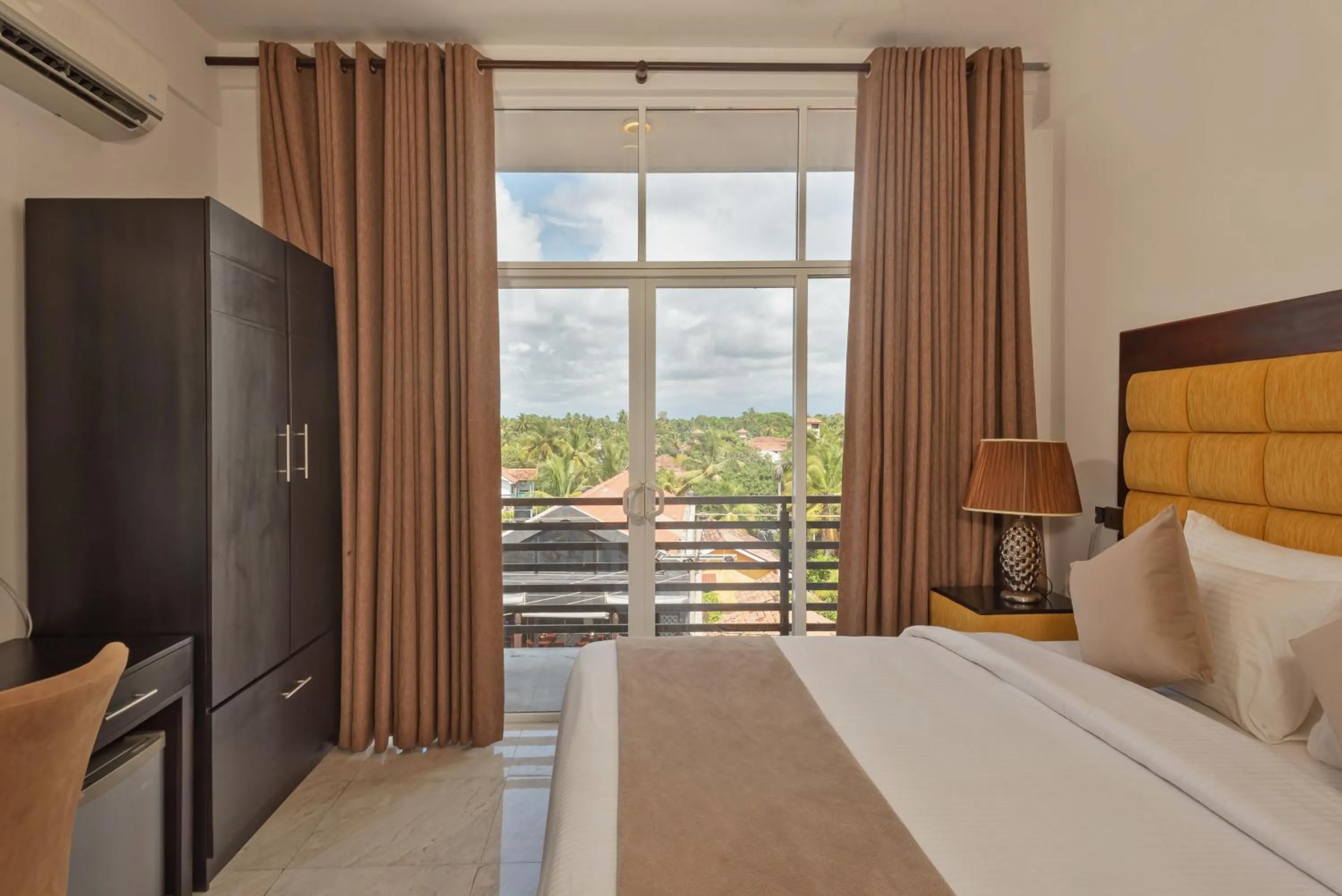 Photo of the whole room in Beverly Beach Negombo