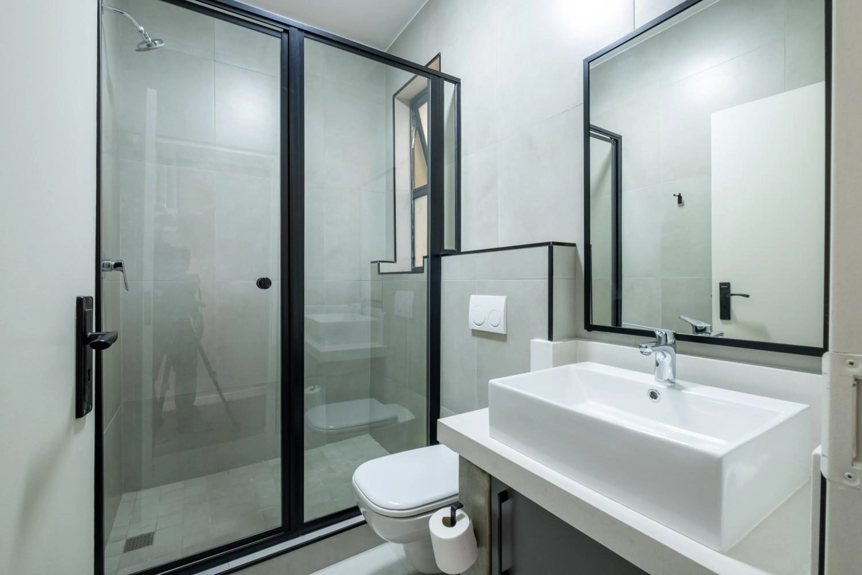 Shower in Inn & Out Plus Rosebank