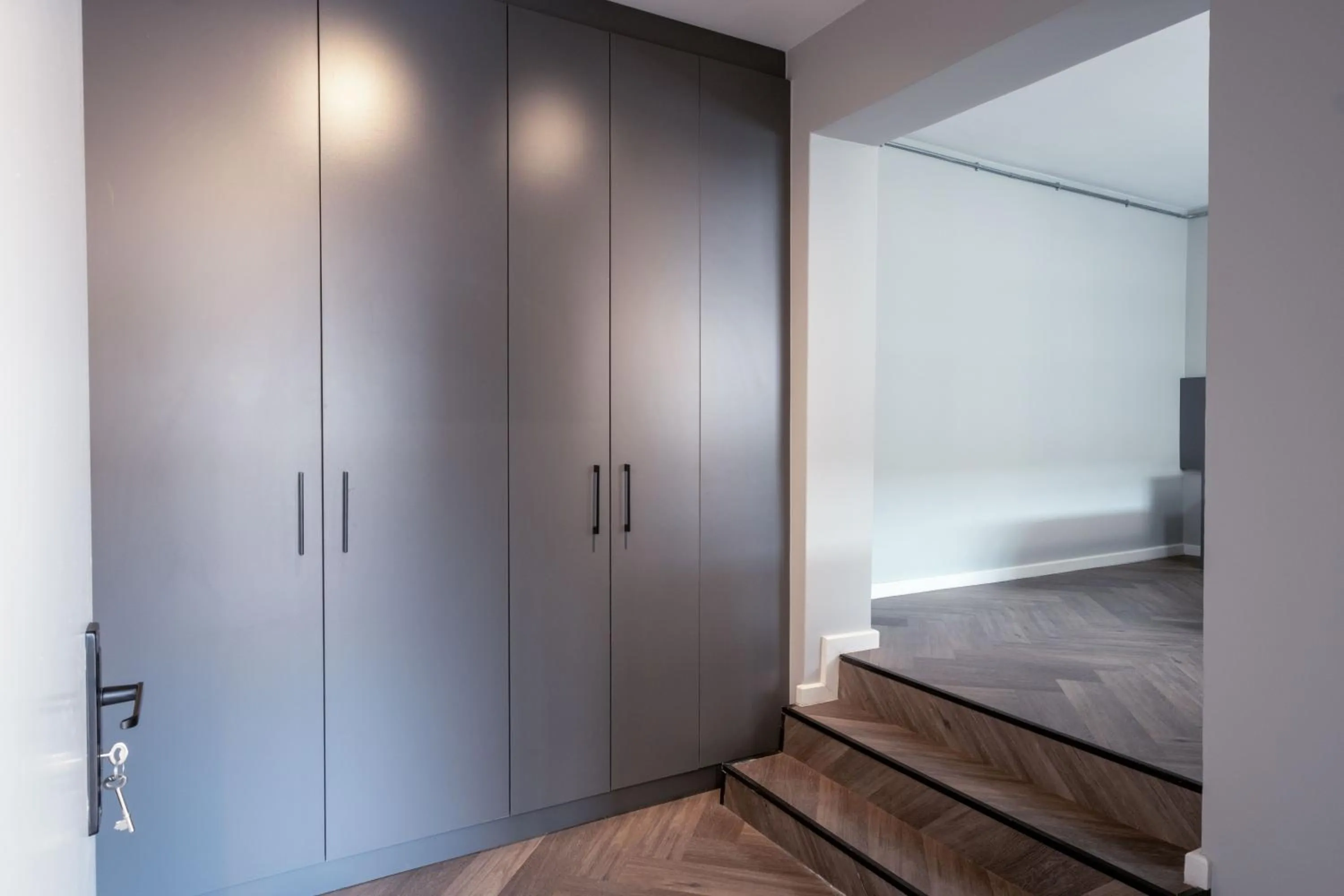 wardrobe in Inn & Out Plus Rosebank