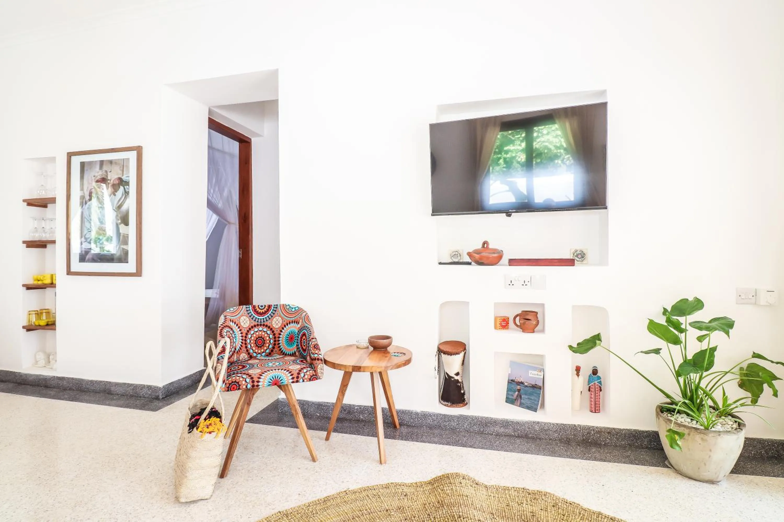 TV and multimedia in Babu Villas