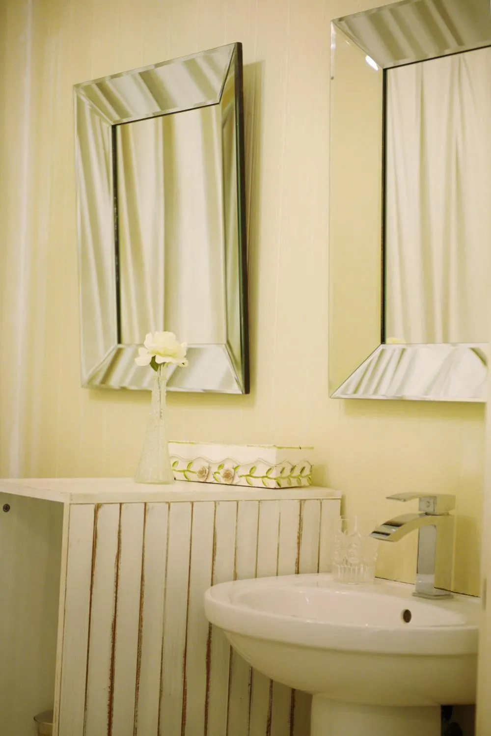 Bathroom in Almar View Guest House
