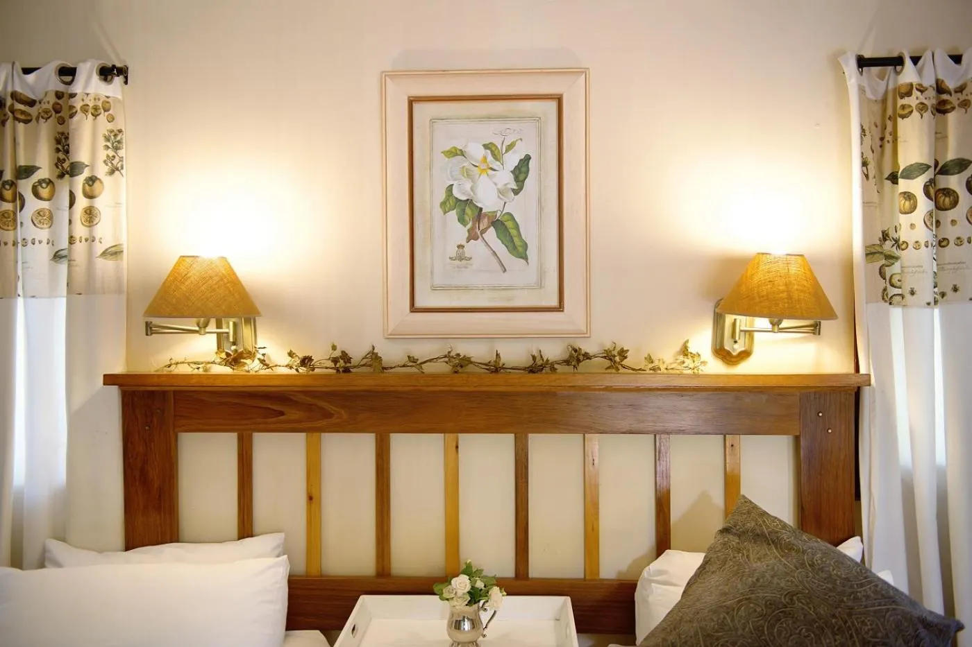Bed in Almar View Guest House