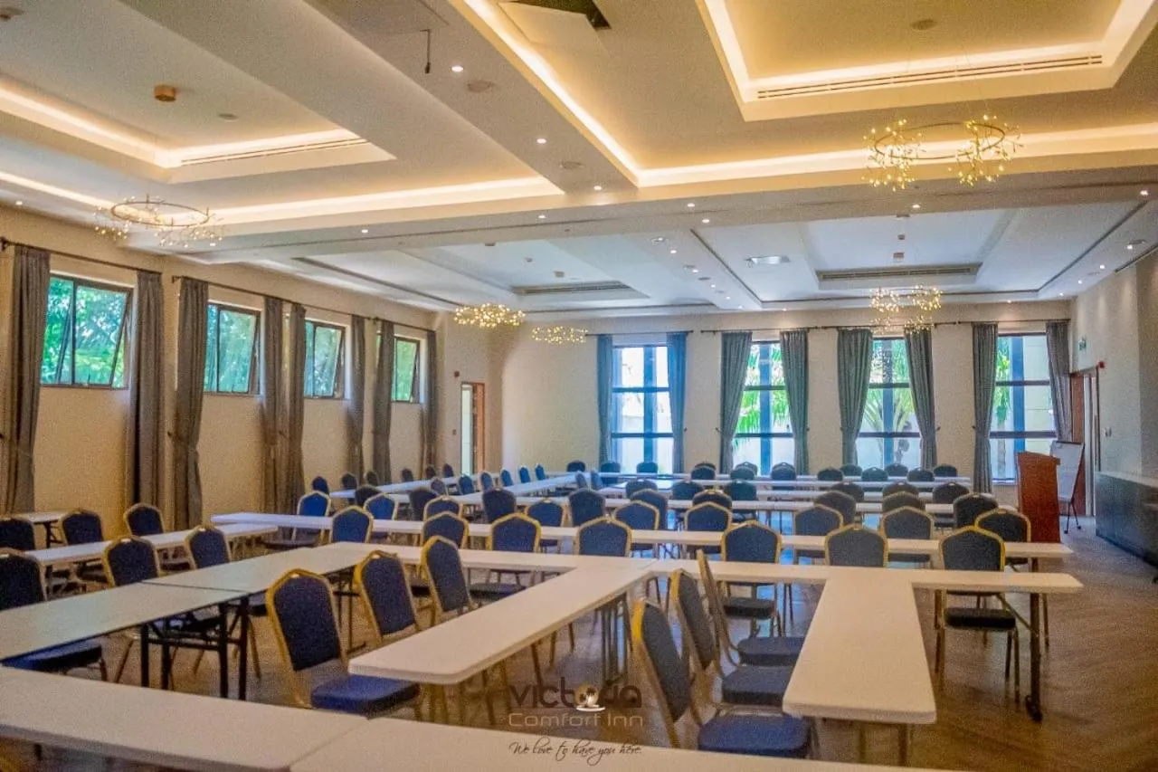 Meeting/conference room in VICTORIA COMFORT INN