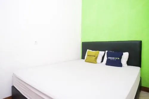 Urbanview Hotel AVA Semarang near Akademi Kepolisian Semarang by RedDoorz