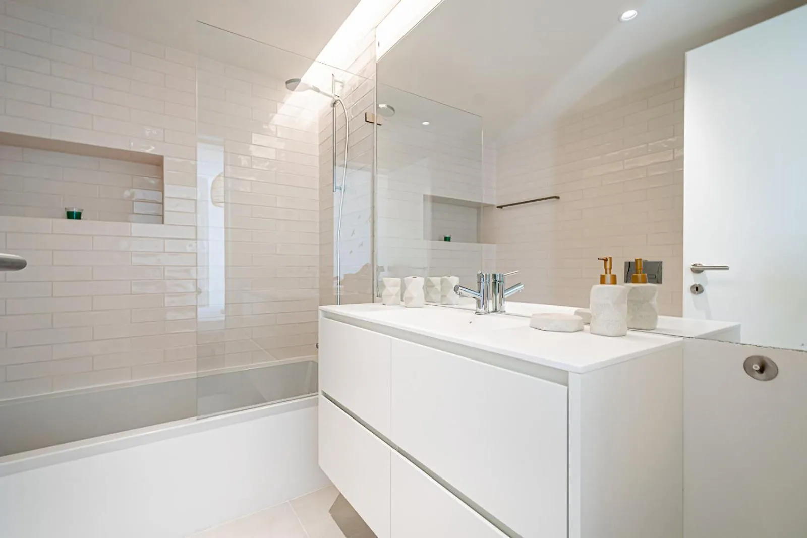 Bathroom in BeGuest Only Good Vibes - Cabanas