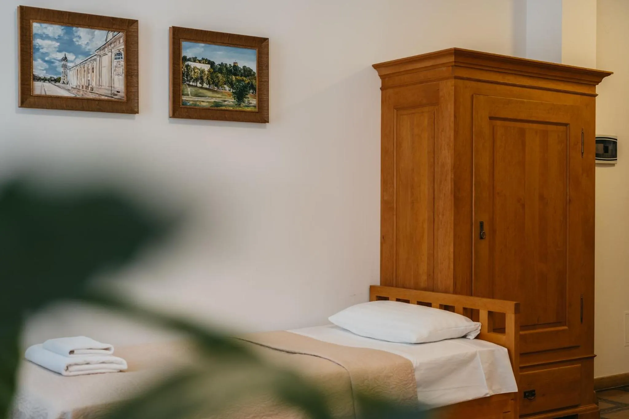 Bed in CATHEDRAL Old Town Suites