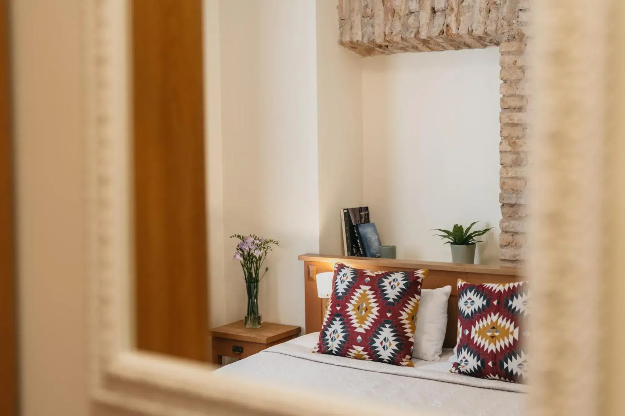 Bed in CATHEDRAL Old Town Suites Bed in CATHEDRAL Old Town Suites