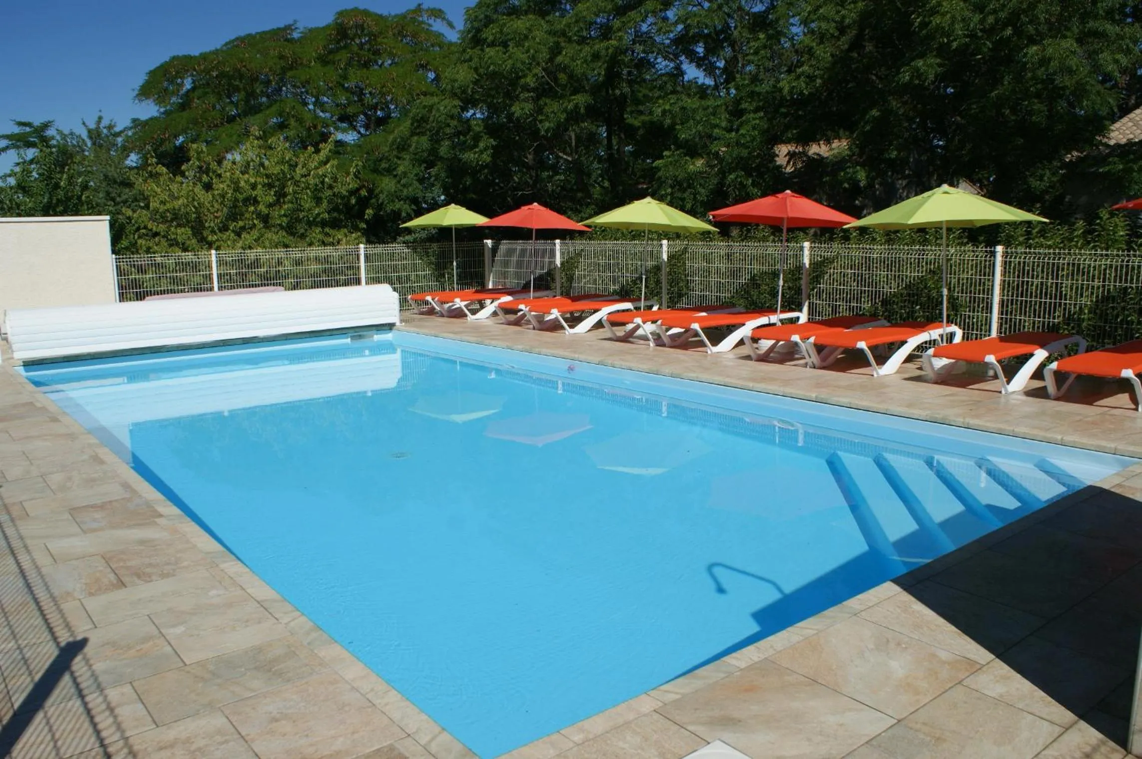 Swimming pool in Chambres d'hôtes La Gardie