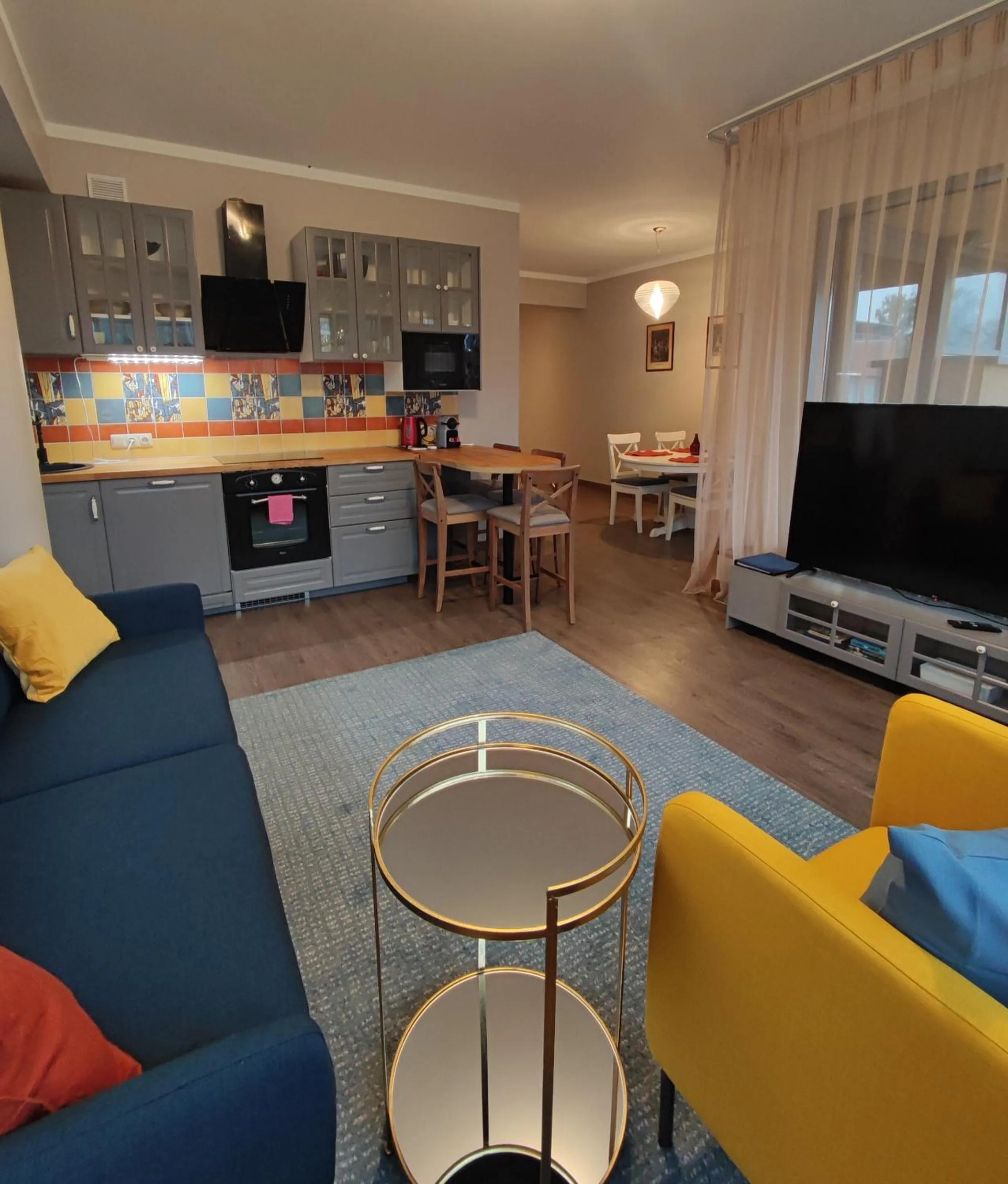 TV and multimedia in Saules Club Apart Hotel