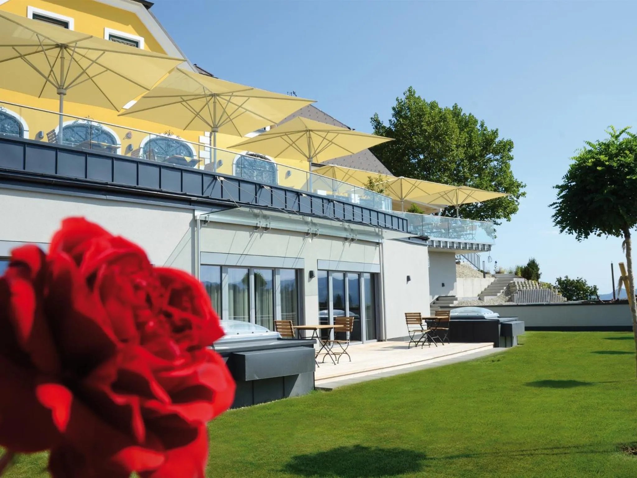 Garden in Weinrefugium Brolli