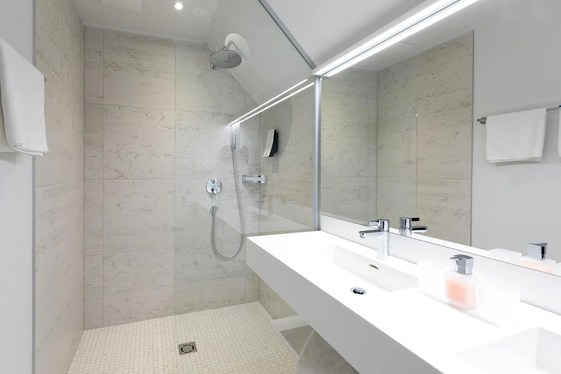 Bathroom in Weinrefugium Brolli