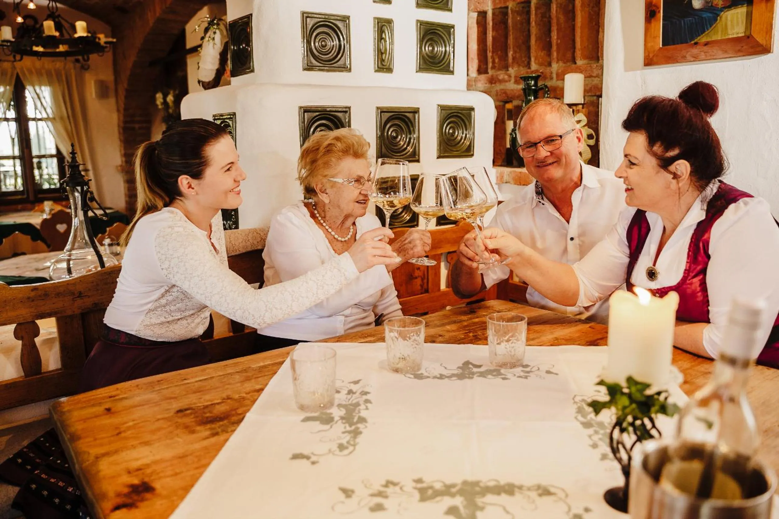 Restaurant/places to eat in Weinrefugium Brolli